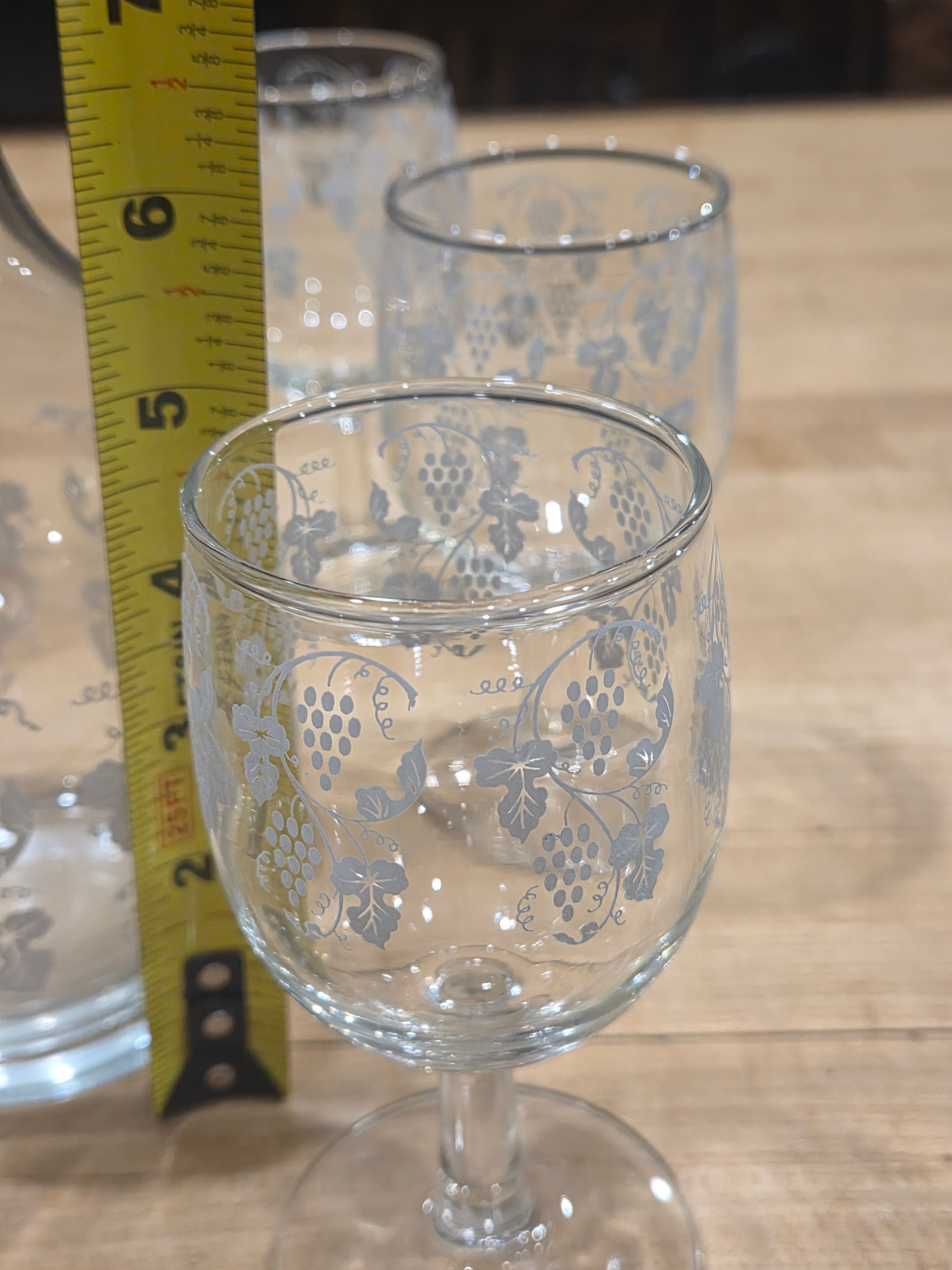 Vintage Etched Glass Wine Decanter Set with 6 Stemmed Goblet Glasses 7pc - Thumbnail 4