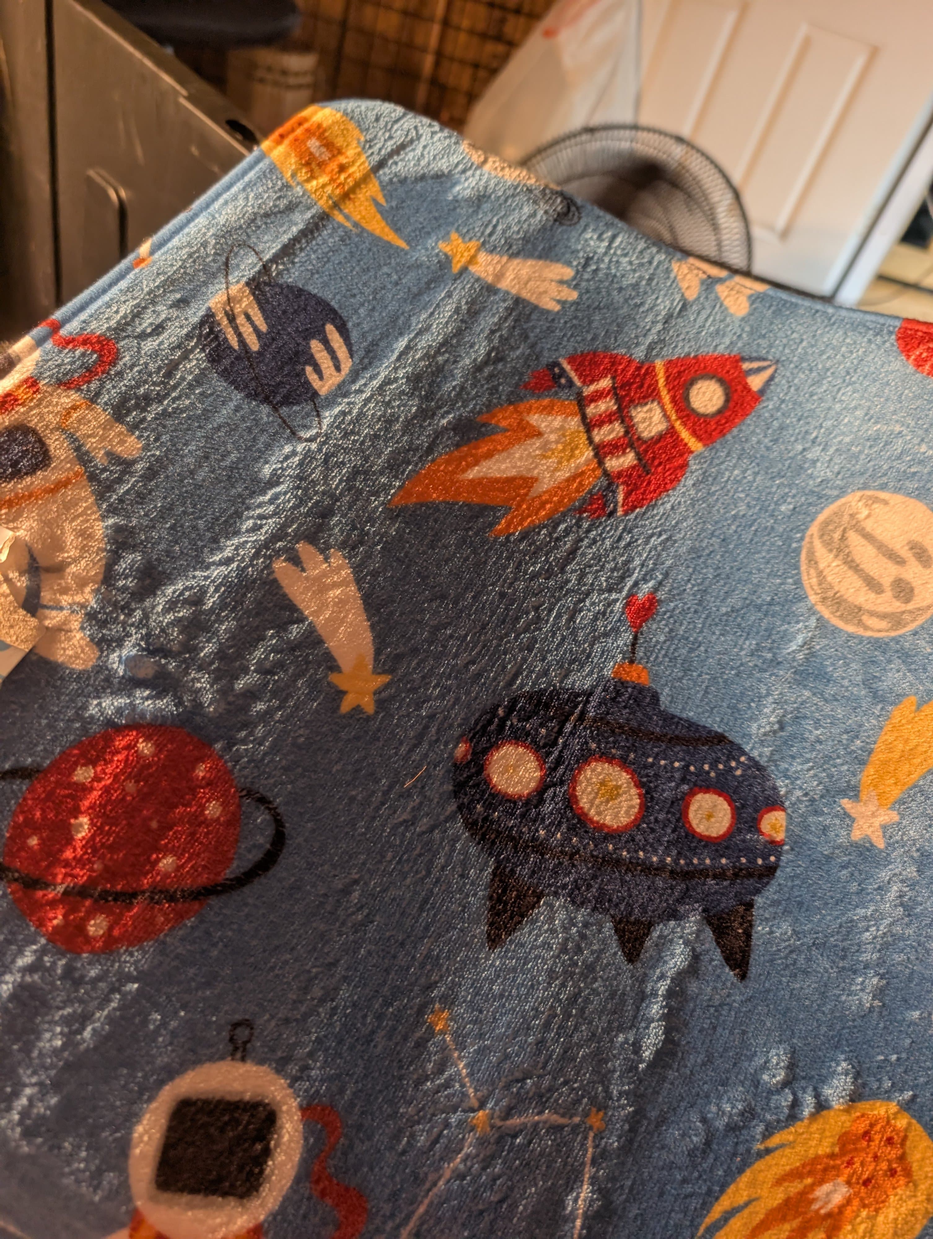 Comfort Bay Kids Bathmat Space Theme 18x28 - Thumbnail 3