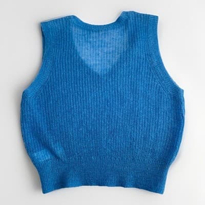 FRAME Sweater Top Small Shrunken Mohair Vest Blue Cropped Knit V-Neck Orig $255 - Thumbnail 4