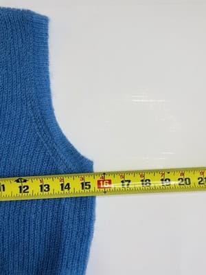 FRAME Sweater Top Small Shrunken Mohair Vest Blue Cropped Knit V-Neck Orig $255 - Thumbnail 6