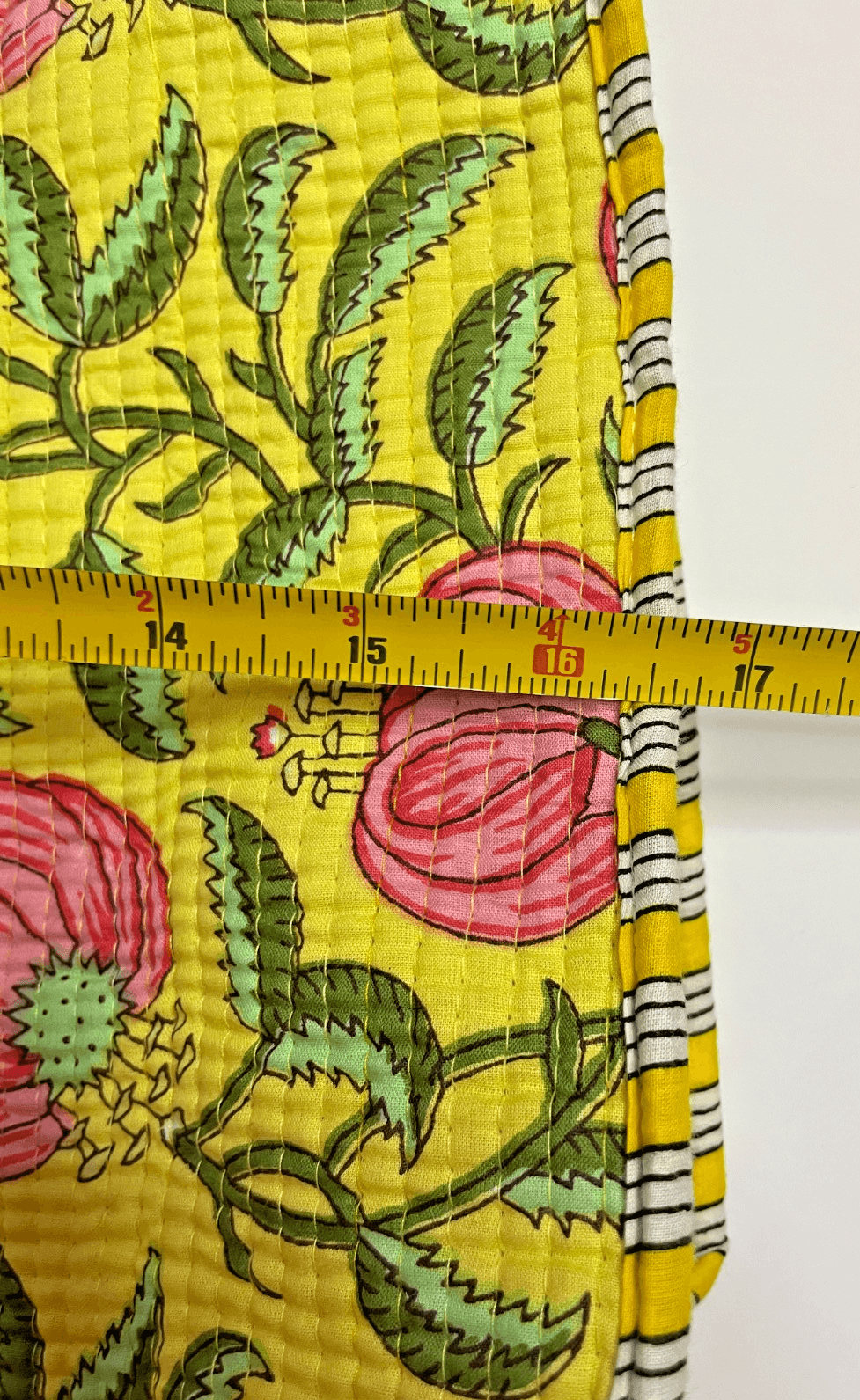 Heart of Grace Handmade Quilted Tote 100% Cotton Block Print Floral Pattern Bag - Thumbnail 3
