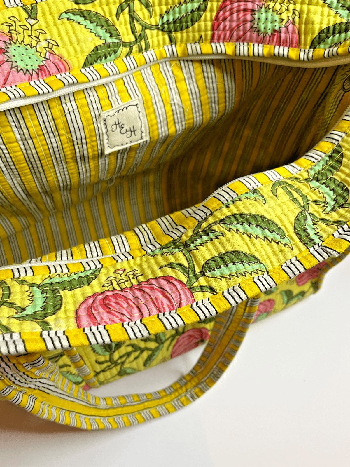Heart of Grace Handmade Quilted Tote 100% Cotton Block Print Floral Pattern Bag - Thumbnail 6