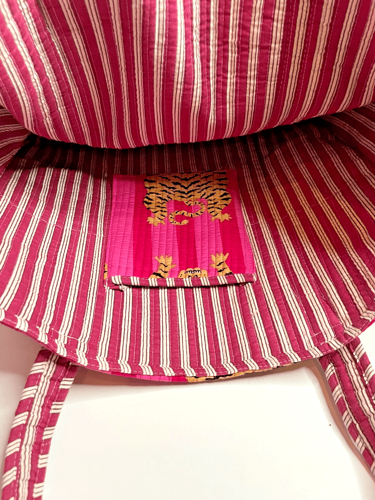 Folklore Couture Handmade Quilted 100% Cotton Pink Tiger Print Tote Bag - Thumbnail 6