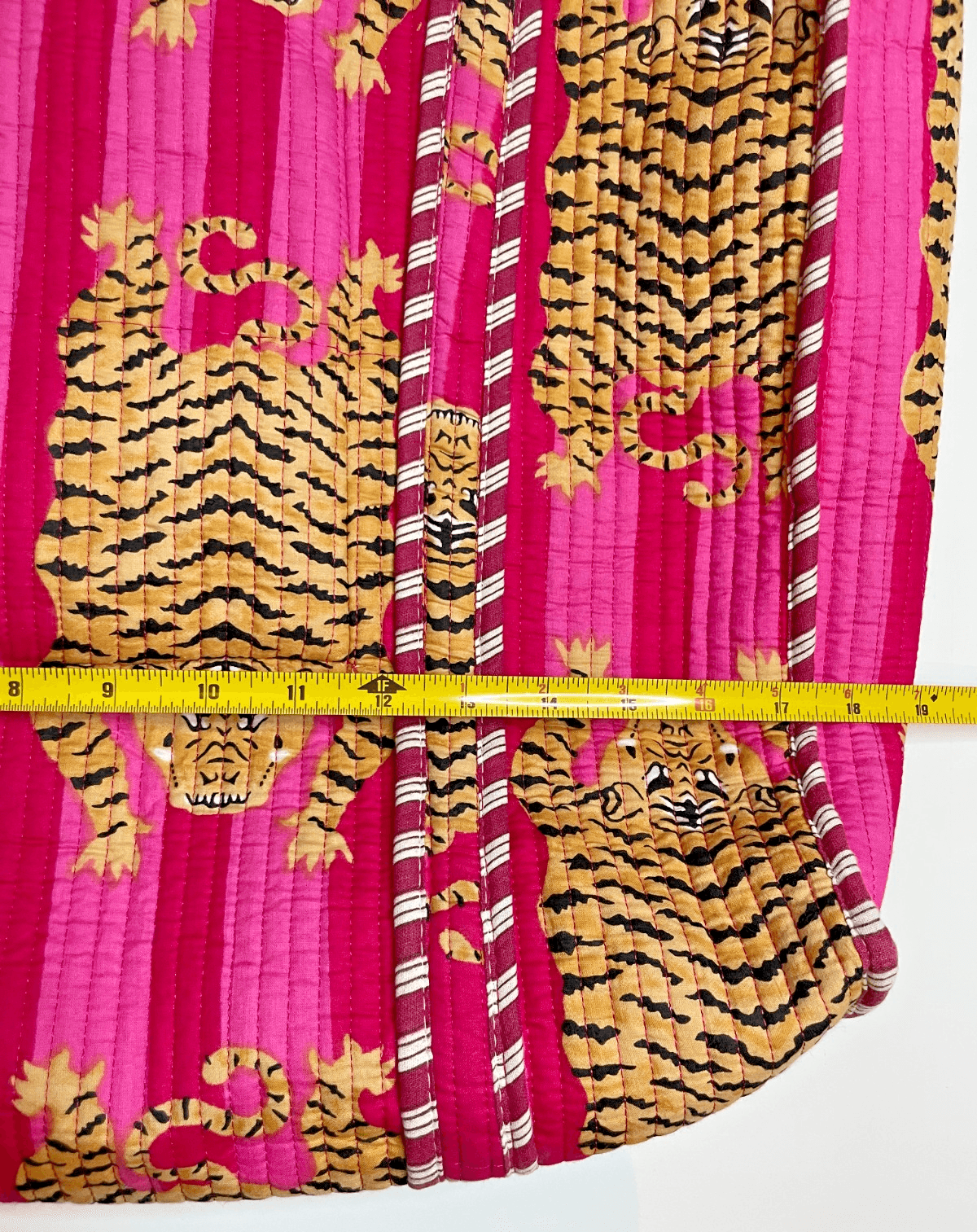 Folklore Couture Handmade Quilted 100% Cotton Pink Tiger Print Tote Bag - Thumbnail 3