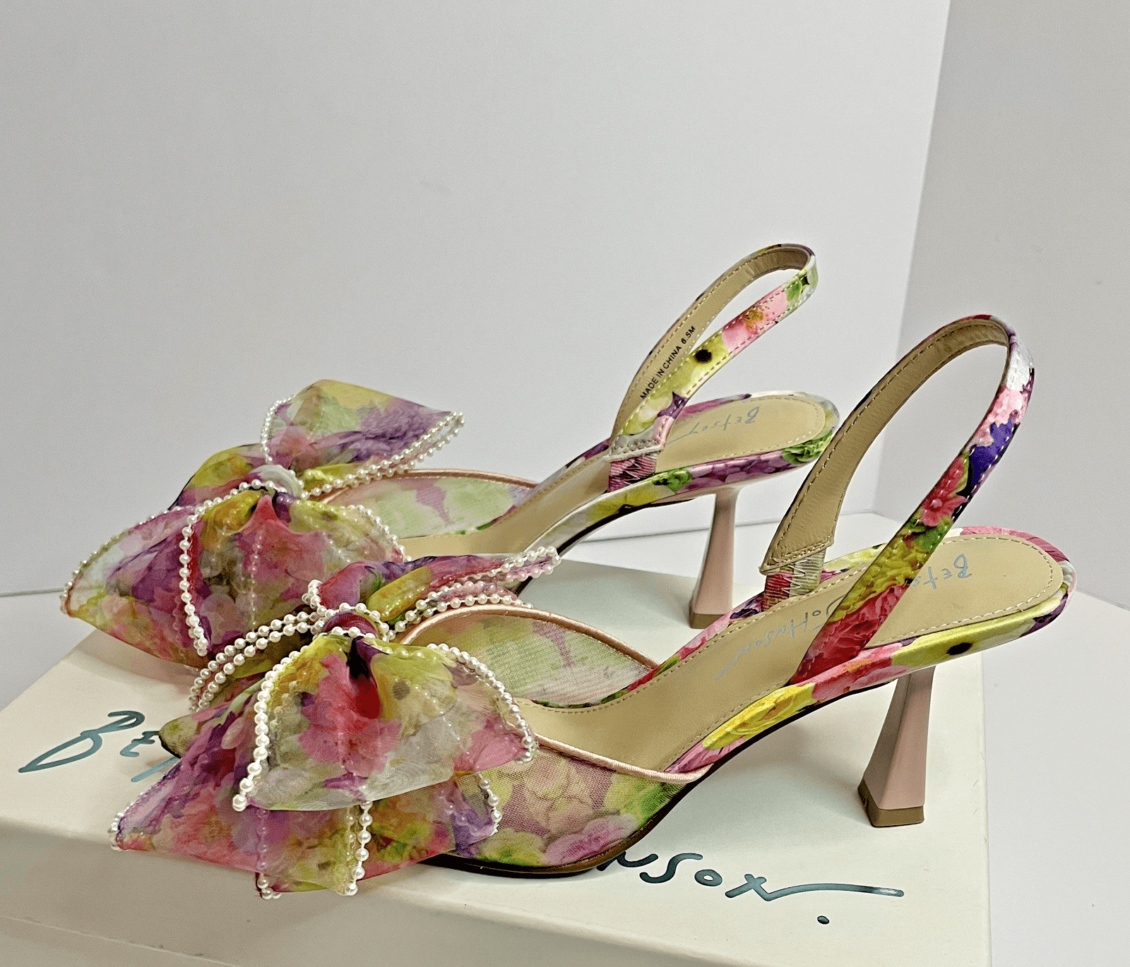 Betsey Johnson Bright Floral Bow Pump Kelli Slingback Heel Women's Size 6.5 - Thumbnail 3