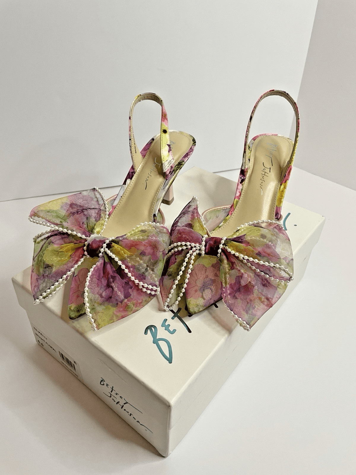 Betsey Johnson Bright Floral Bow Pump Kelli Slingback Heel Women's Size 6.5 - Thumbnail 4