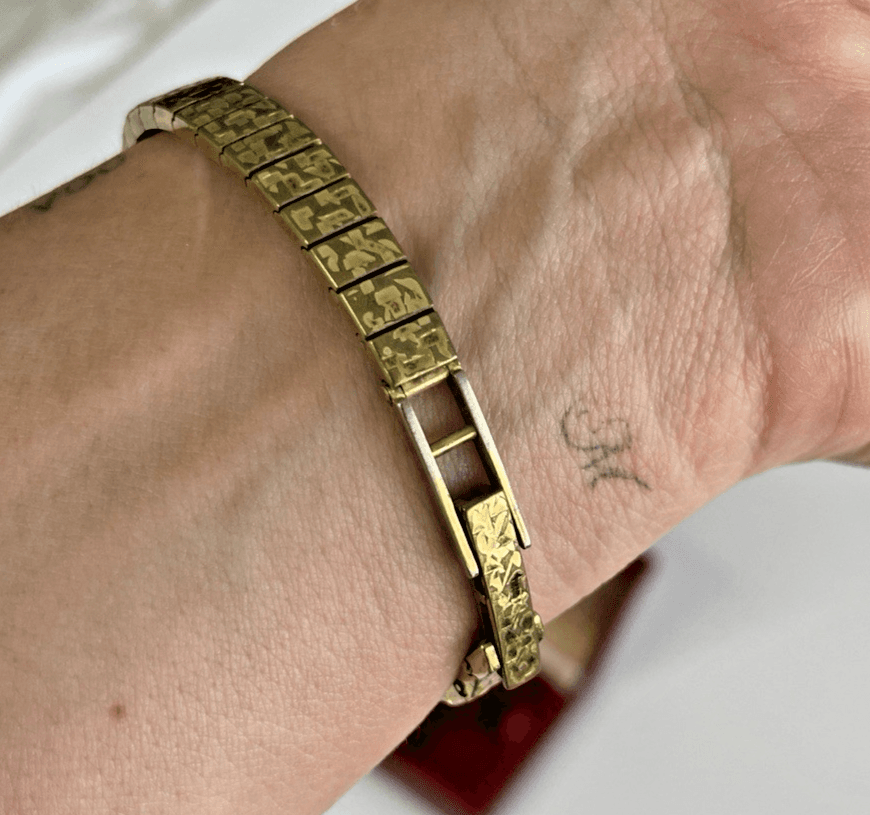 Vintage Wittnauer Women's Petite Tank Watch Hammered Gold Plated Mechanical Wind - Thumbnail 2