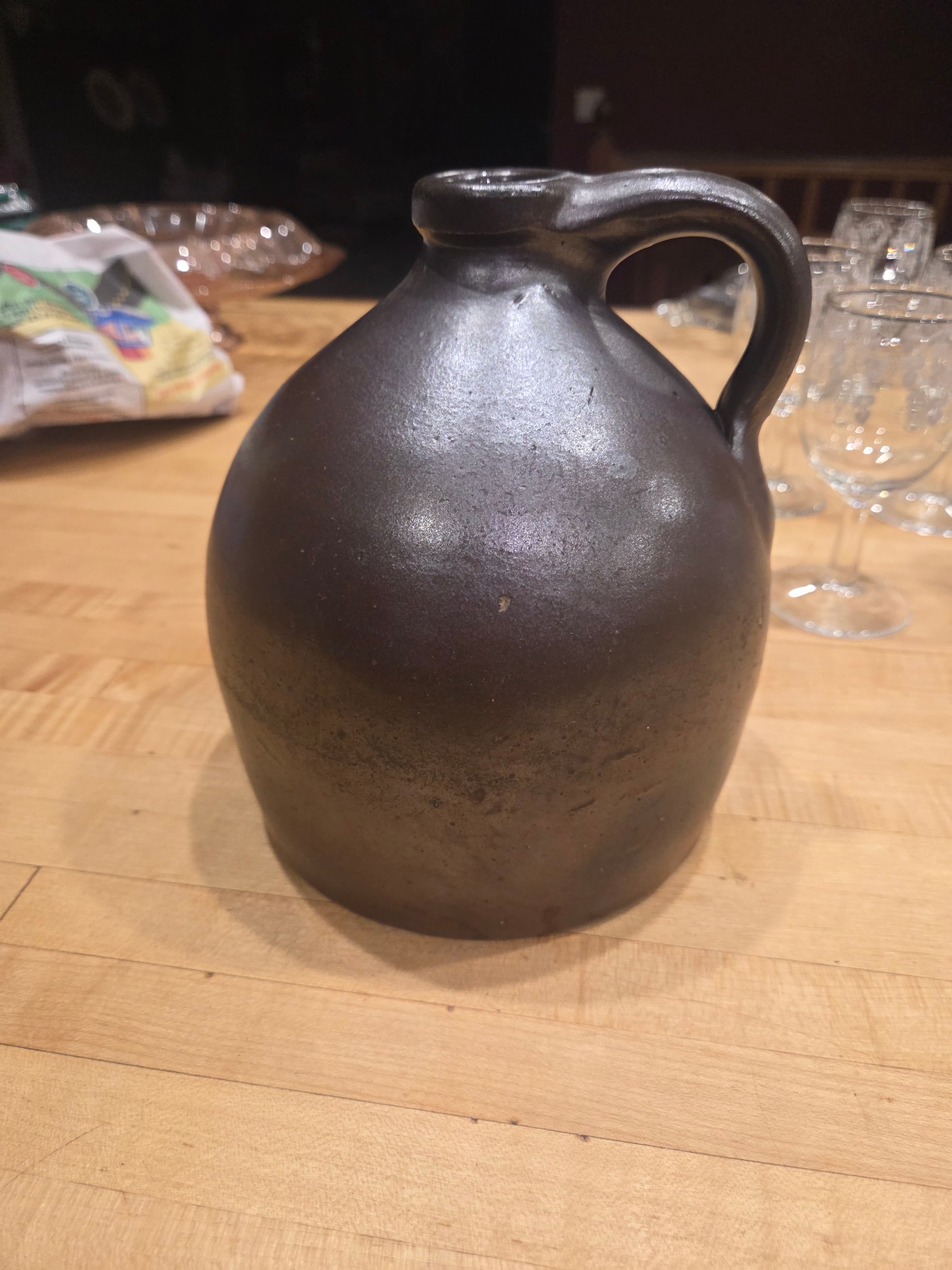 Antique Brown Stoneware 1/2 Gallon Beehive Whiskey Jug Albany Slip Glaze 7.5