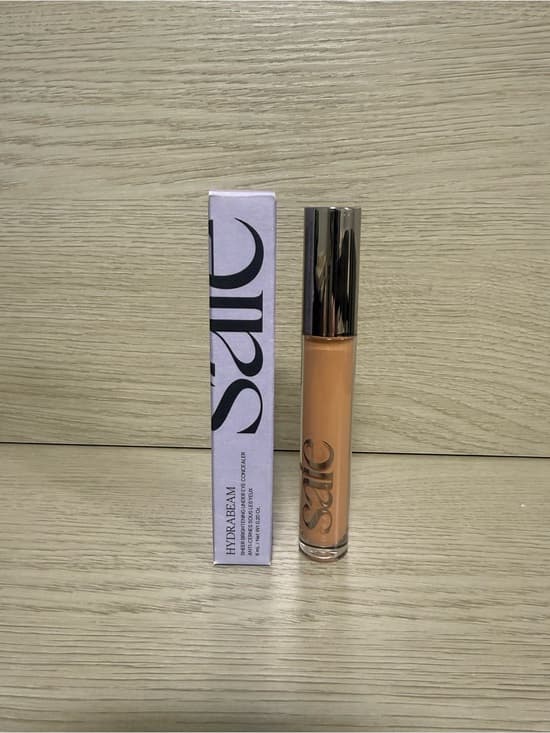 Saie Hydrabeam Concealer in Warm Beige - Thumbnail 3