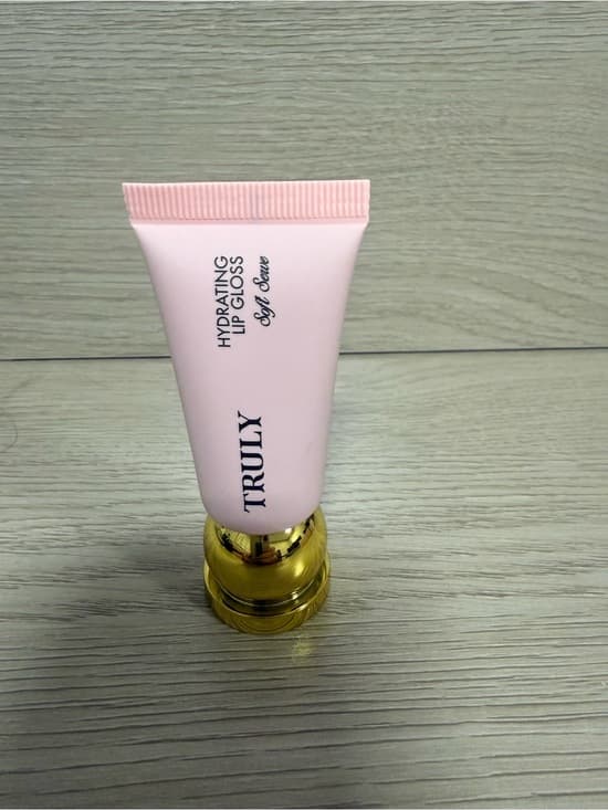 TRULY Pink Hydrating Lip Gloss with Gold Accents - Thumbnail 3