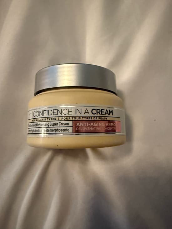 it cosmetics Confidence In A Cream Jar - Cream, Silver, Pink Label - Thumbnail 2