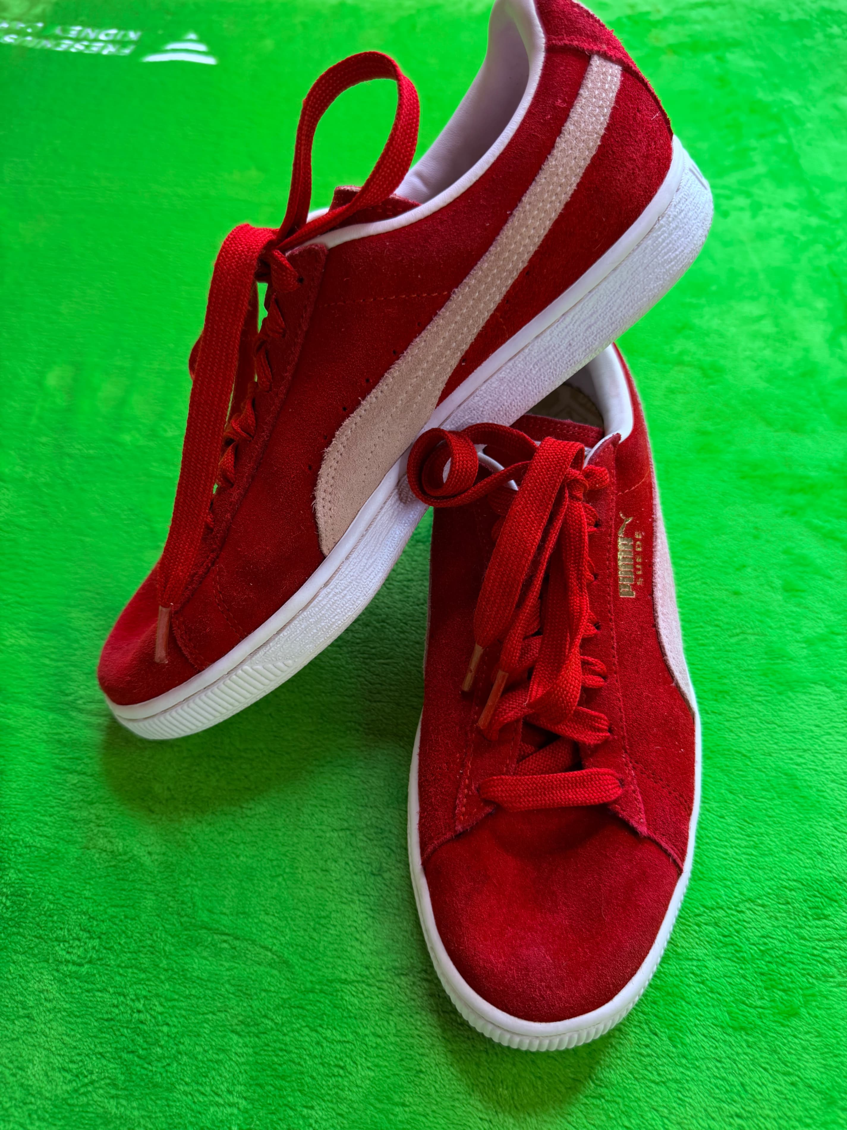 Puma Suede Classic Womens 9.5 Red White Sneakers 362213 - Thumbnail 2