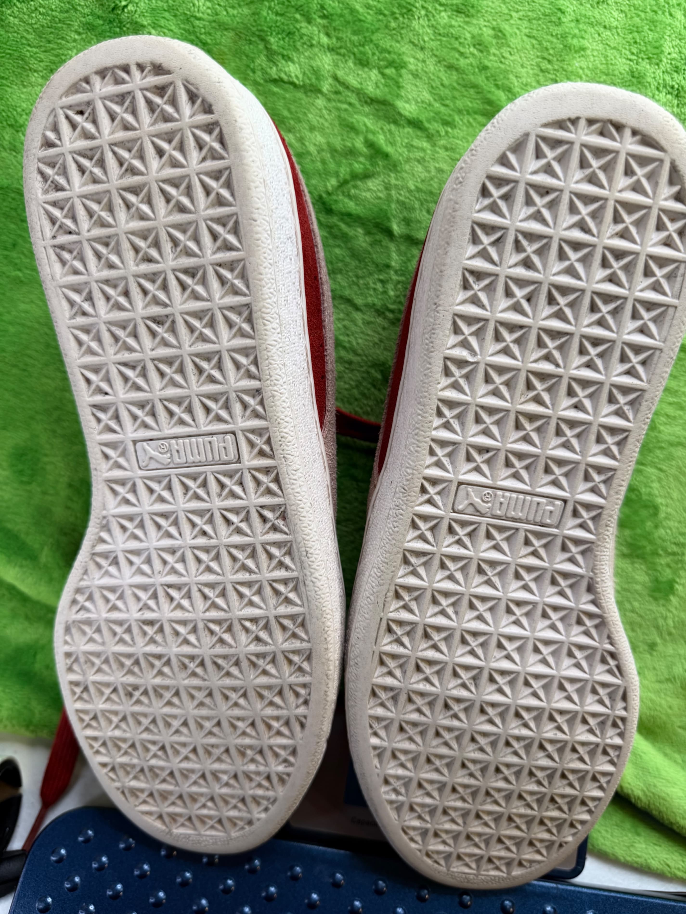 Puma Suede Classic Womens 9.5 Red White Sneakers 362213 - Thumbnail 10