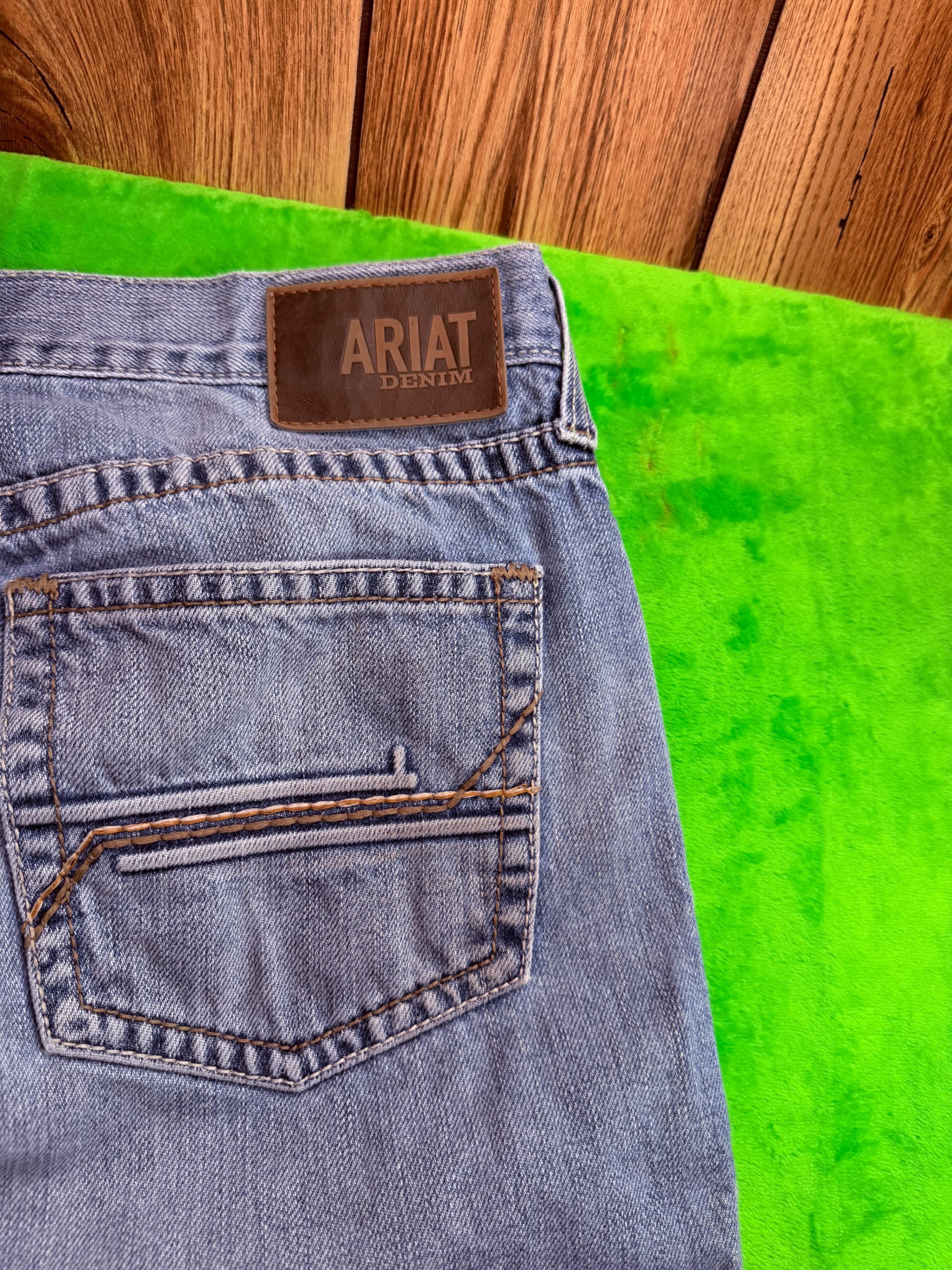 Ariat M4 Relaxed Boot Cut Jeans Mens 35x34 Light Wash Denim Western - Thumbnail 7