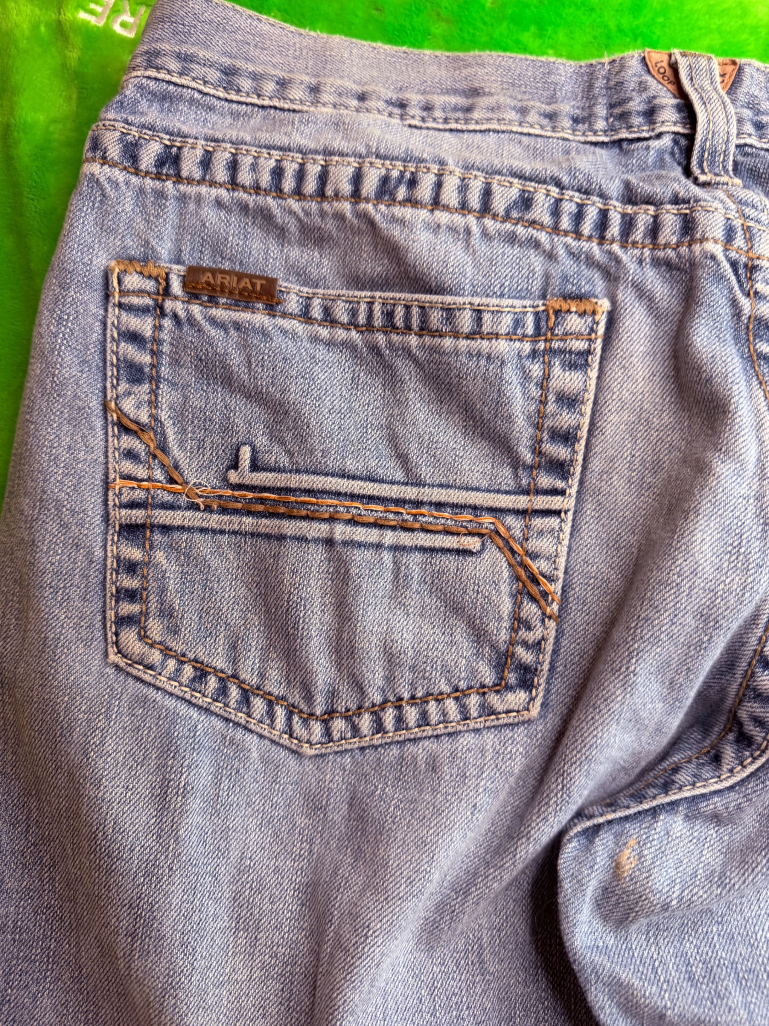 Ariat M4 Relaxed Boot Cut Jeans Mens 35x34 Light Wash Denim Western - Thumbnail 6
