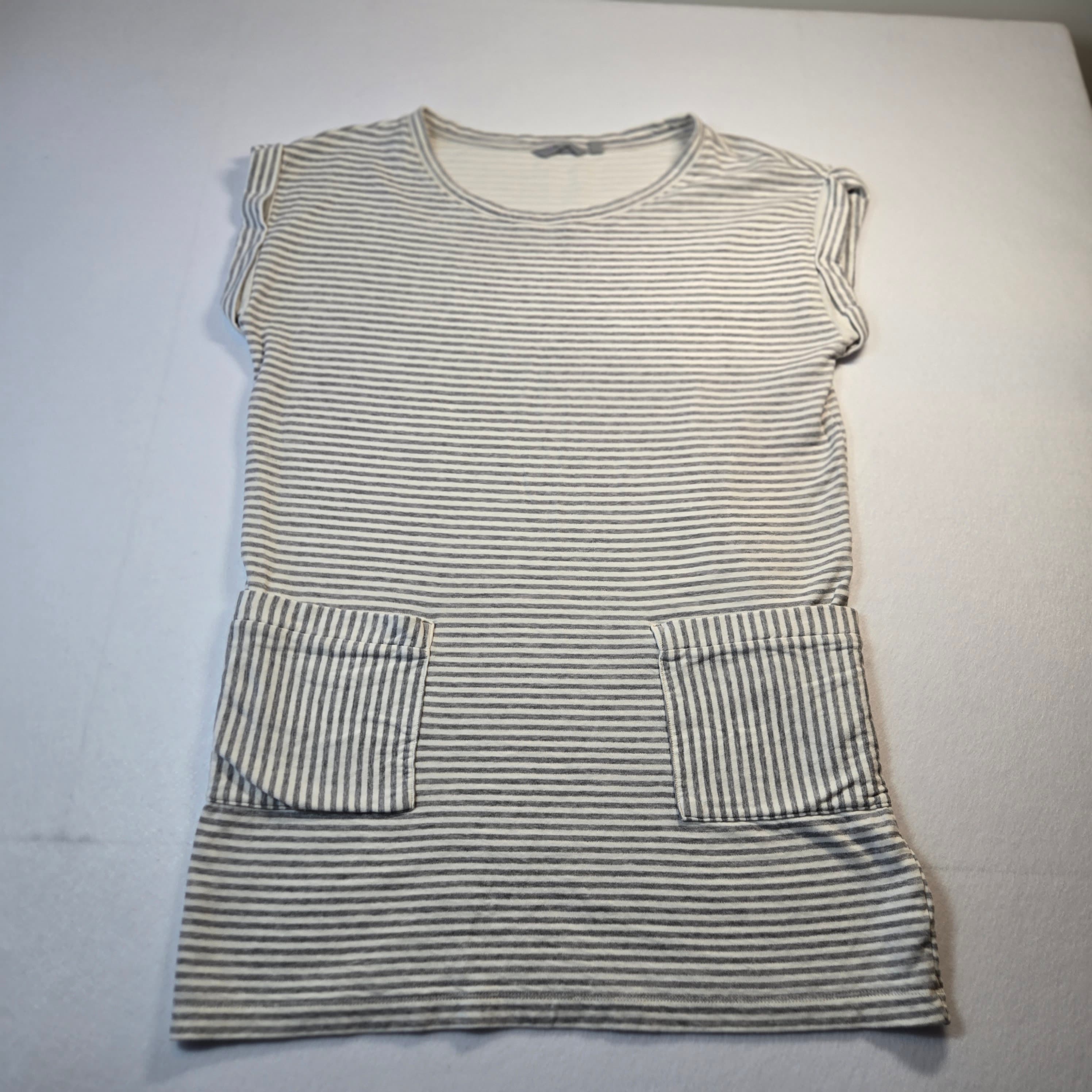 Athleta Striped Sleeveless Top Size L - Thumbnail 6