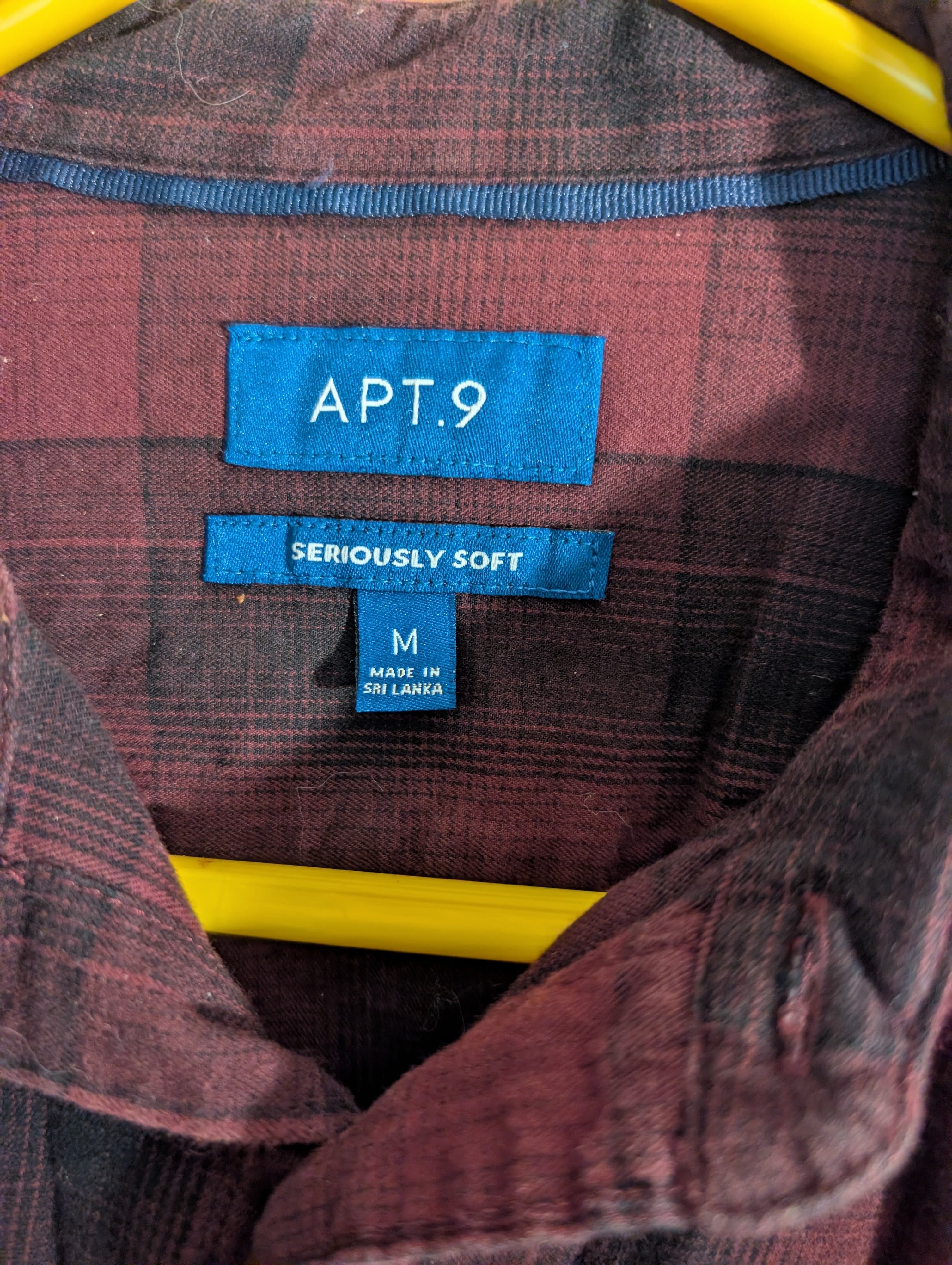APT.9 Men's Plaid Button-Down Shirt Size M - Thumbnail 3