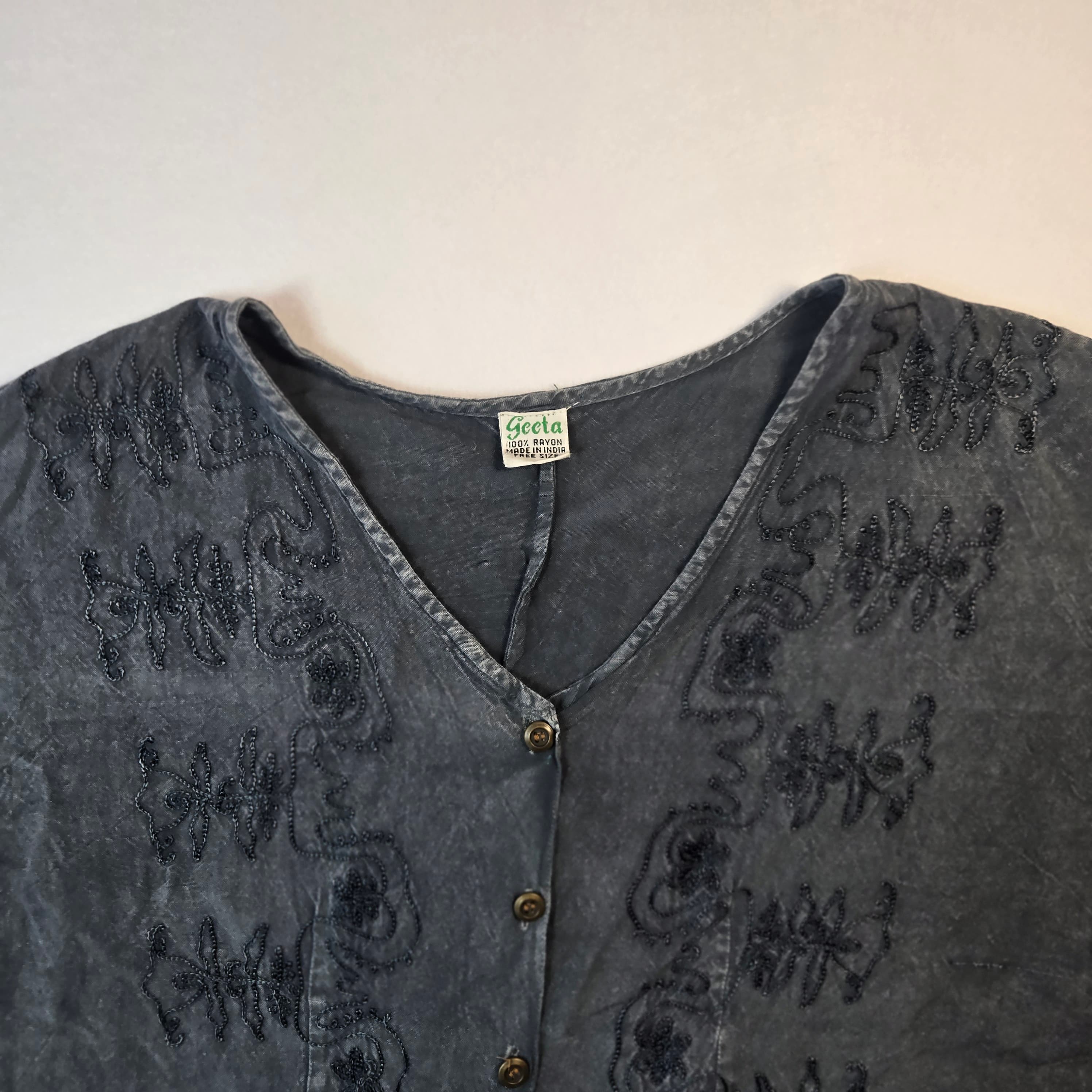Geeta Embroidered Top - Thumbnail 3