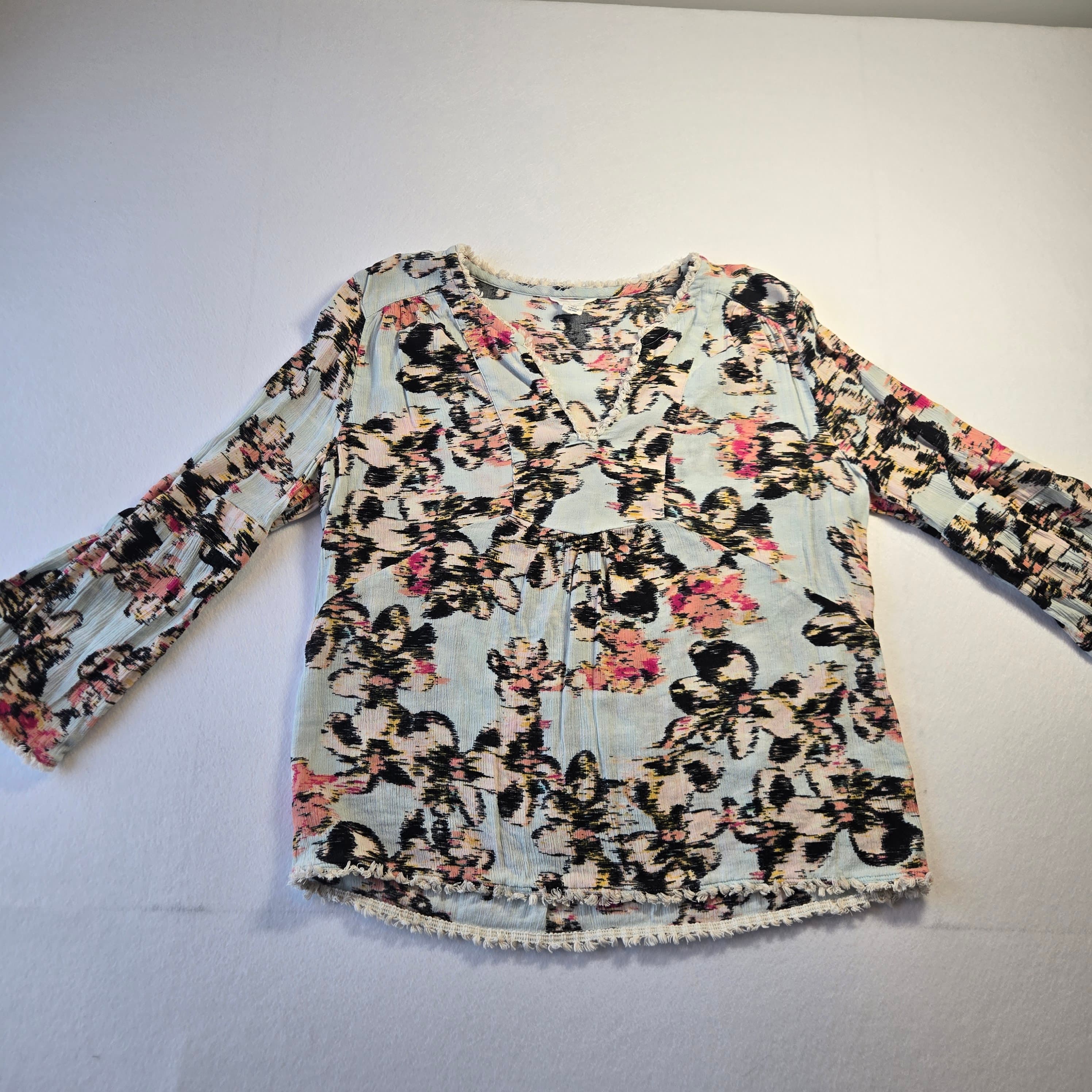 Floral Print Blouse with Frayed Edges Size M - Thumbnail 8
