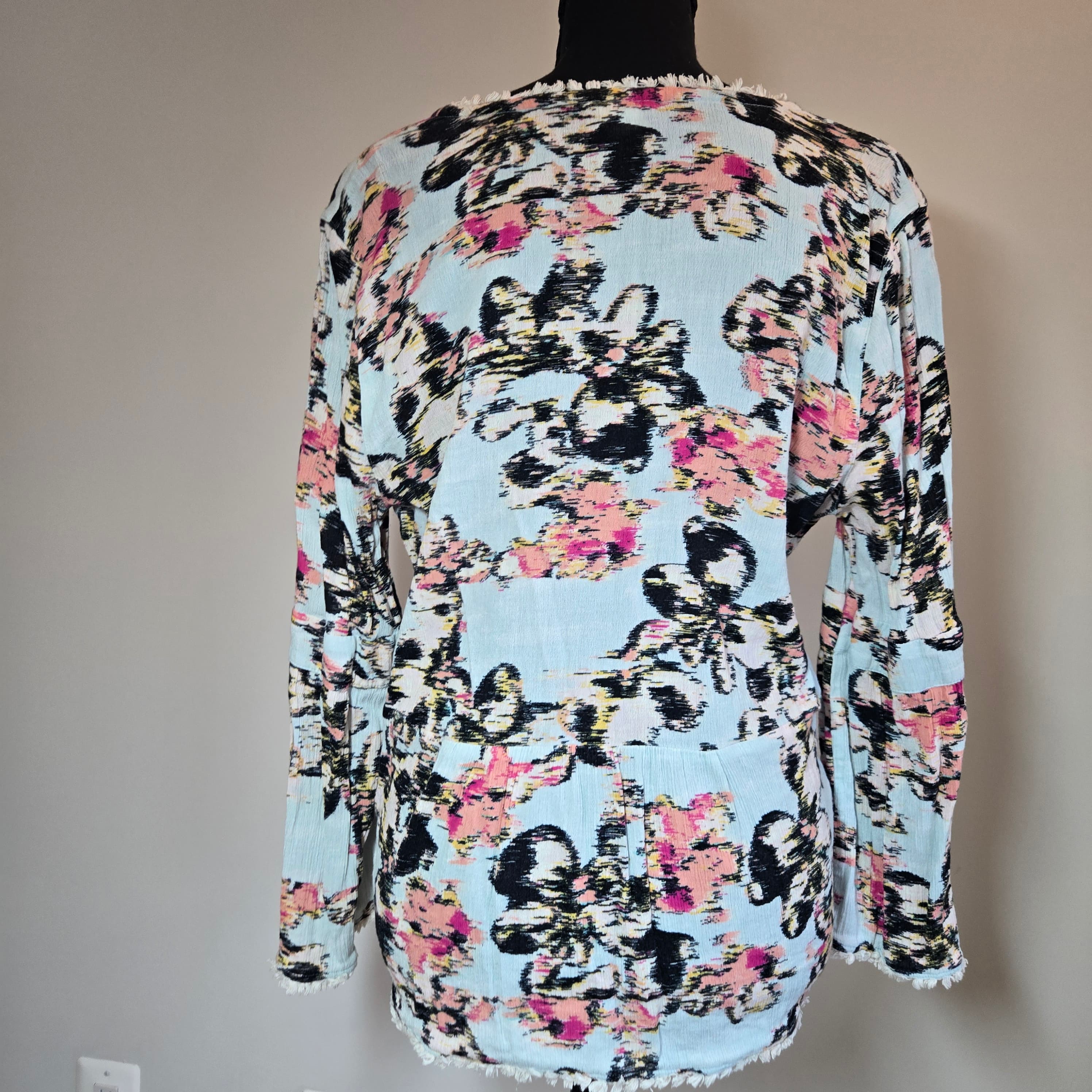 Floral Print Blouse with Frayed Edges Size M - Thumbnail 9