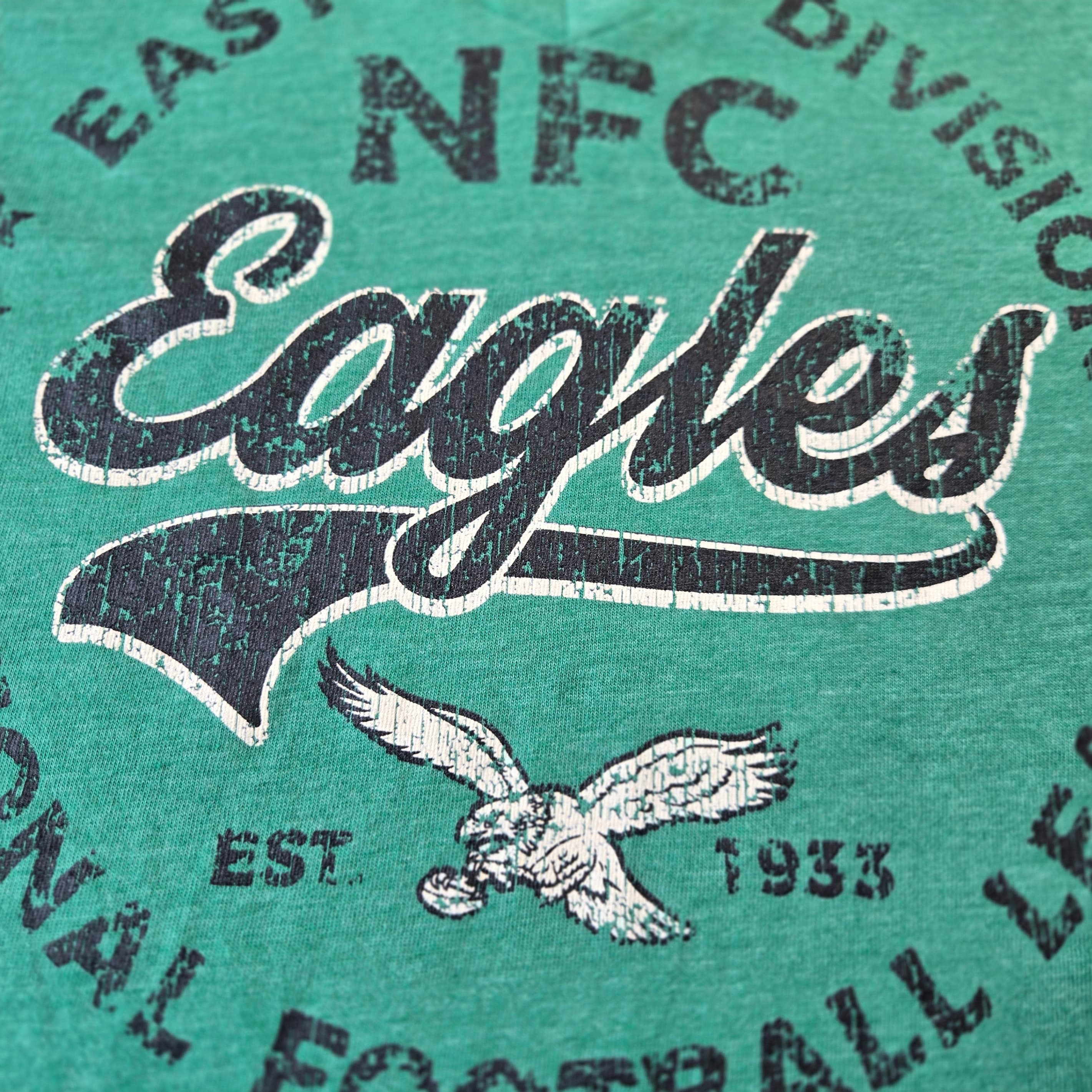 NFL Team Apparel Women's Eagles T-Shirt Green NWT Size S - Thumbnail 8