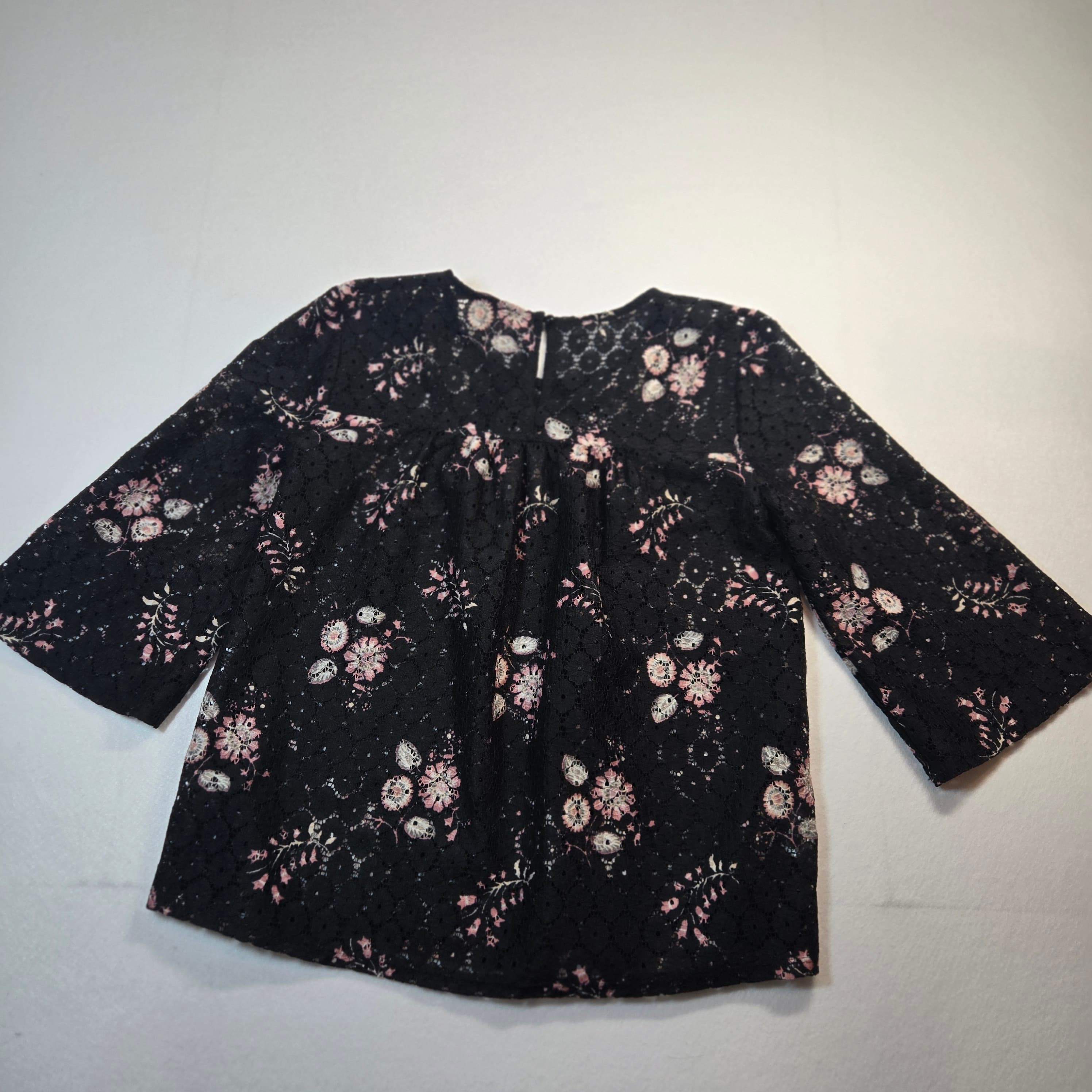 LOFT Floral Lace Top Black Size S - Thumbnail 2