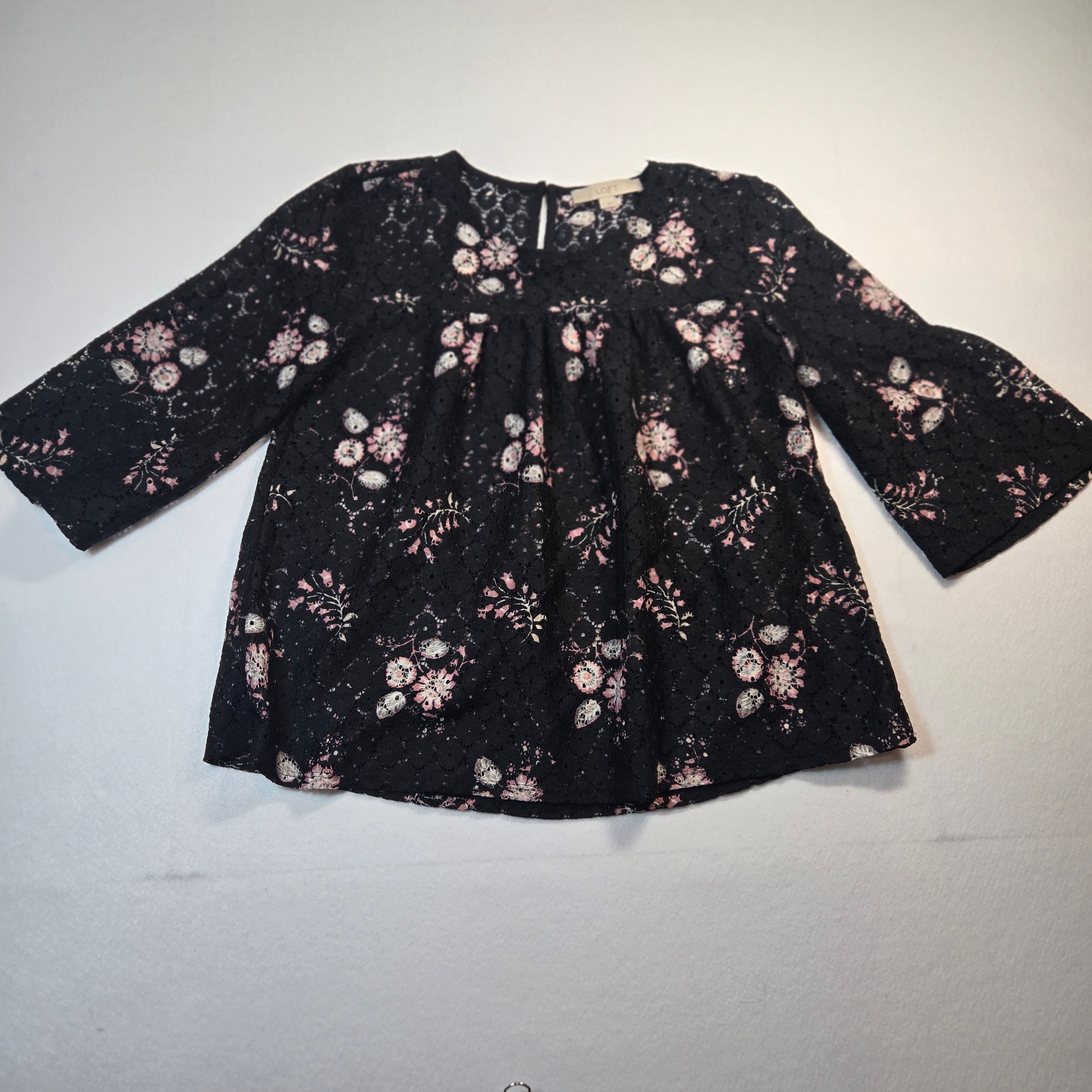 LOFT Floral Lace Top Black Size S - Thumbnail 4