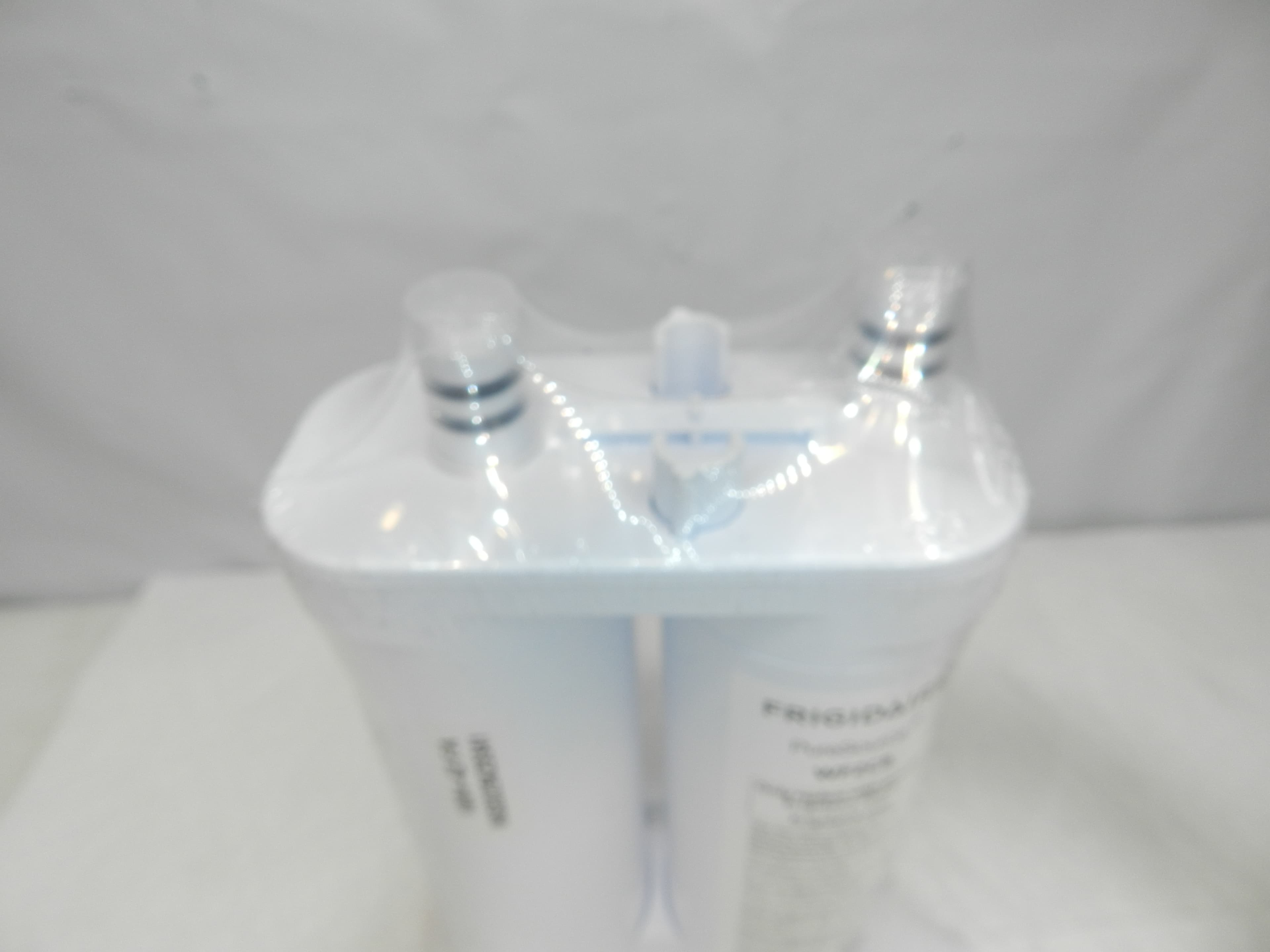 Frigidaire PureSource2 Water & Ice Refrigerator Filter WF2CB  (M85K) - Thumbnail 3