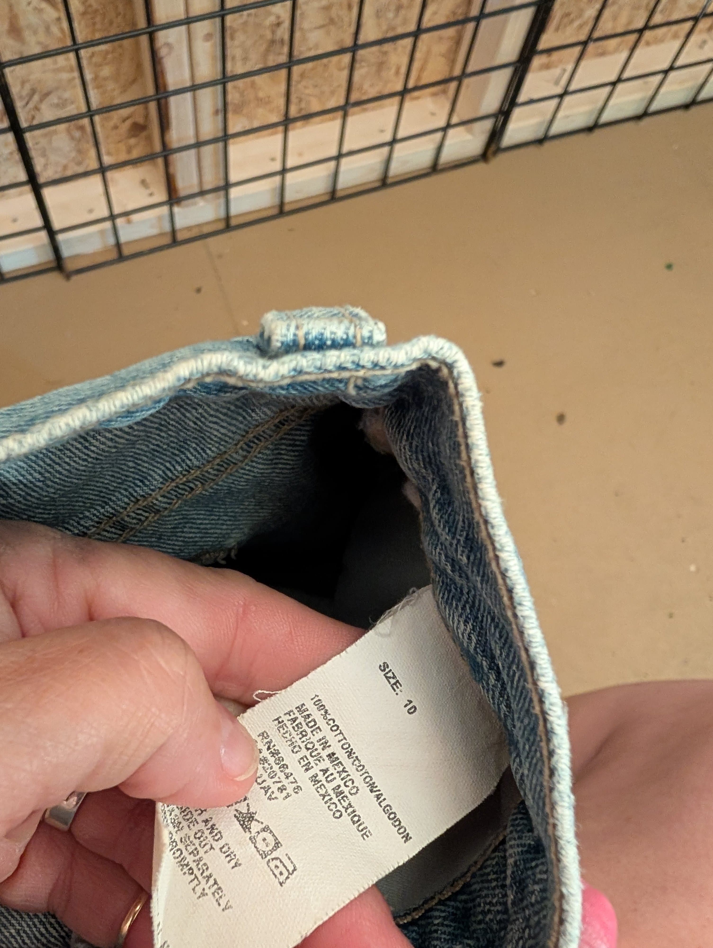 Tommy Hilfiger Women's Jeans Size 10 Light Wash - Thumbnail 3