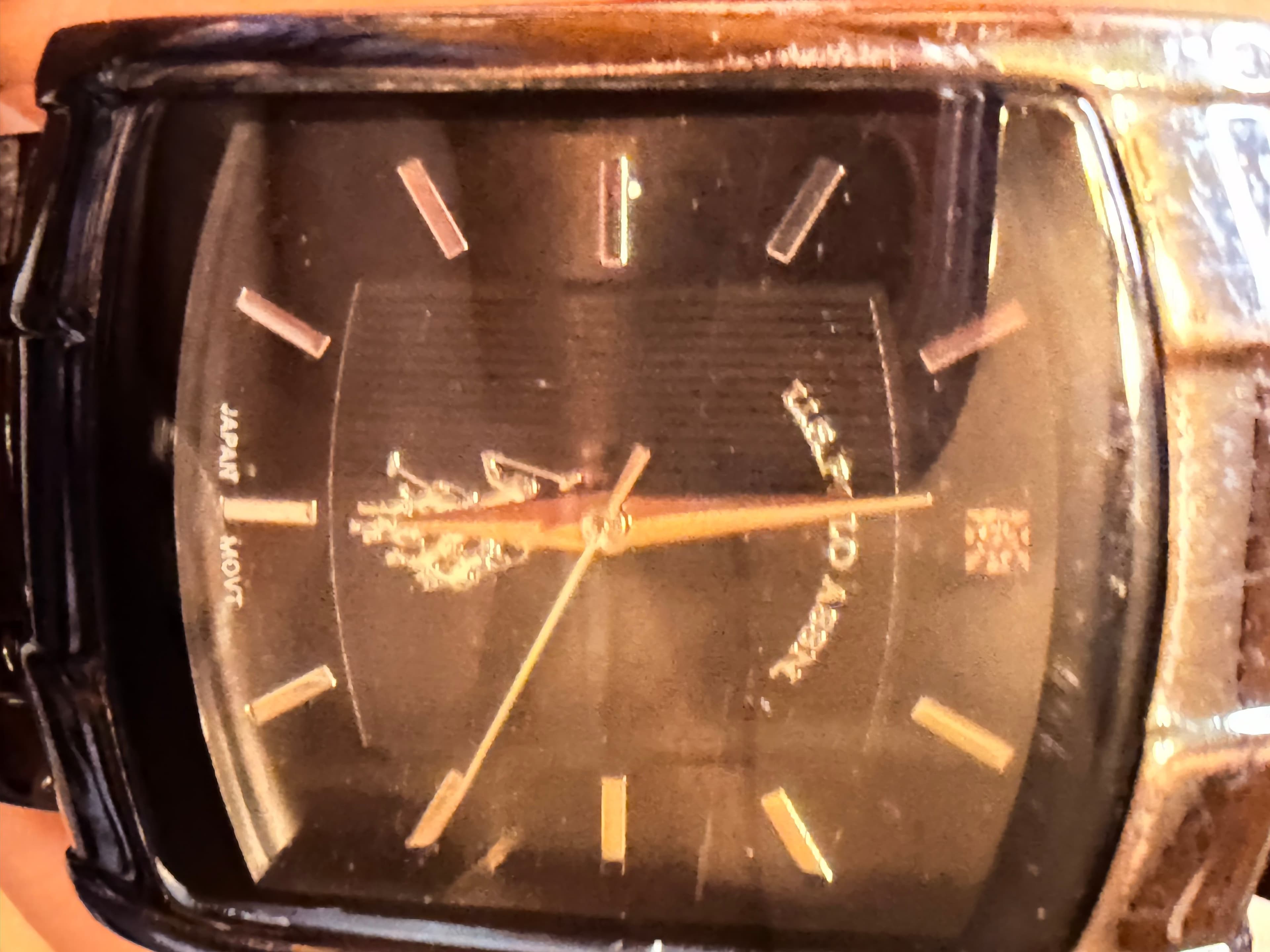 US Polo Assn USC80198JC Mens Watch Black Dial Gold Tone Needs Battery - Thumbnail 3