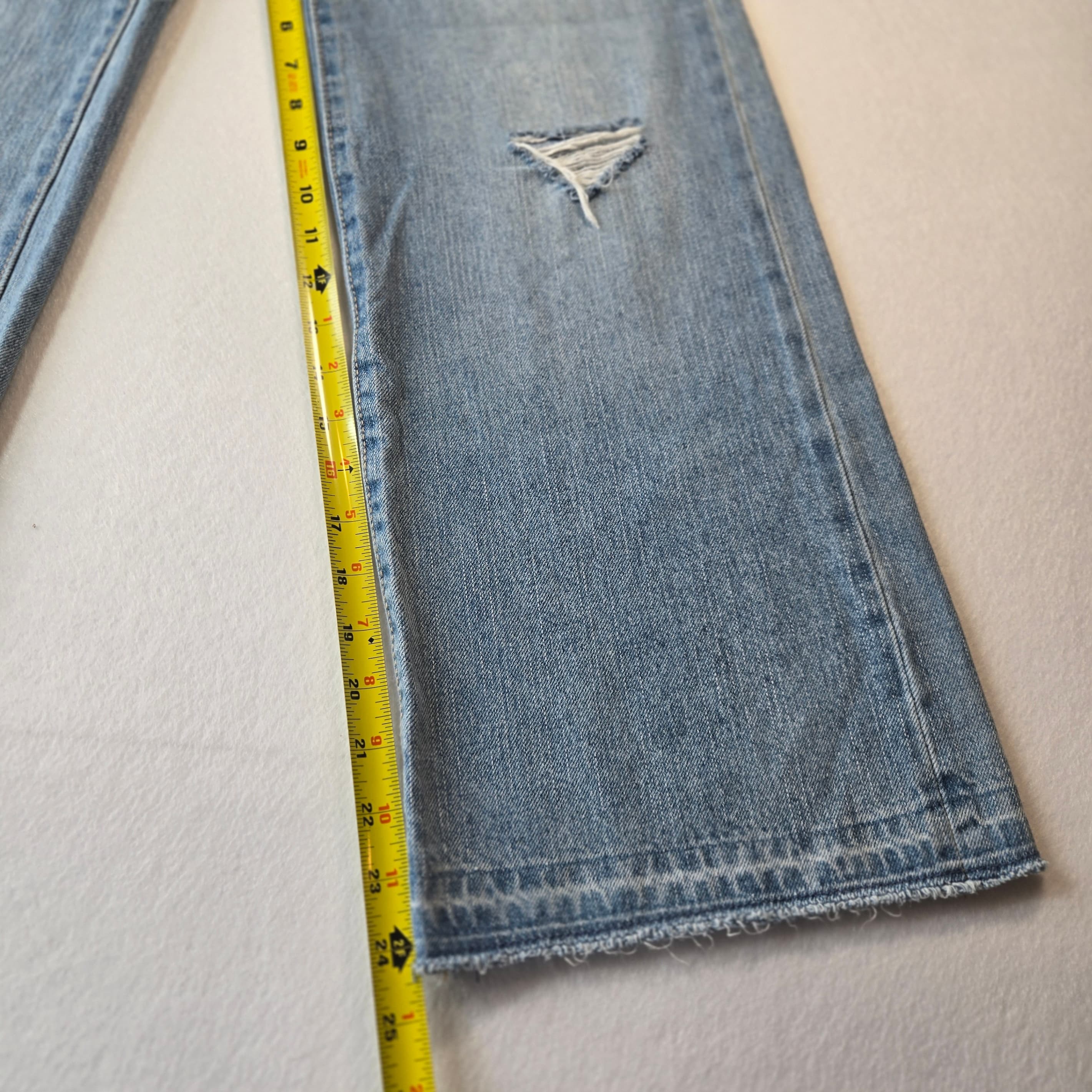 Old Navy Women's Distressed Denim Jeans Size 14 - Thumbnail 7