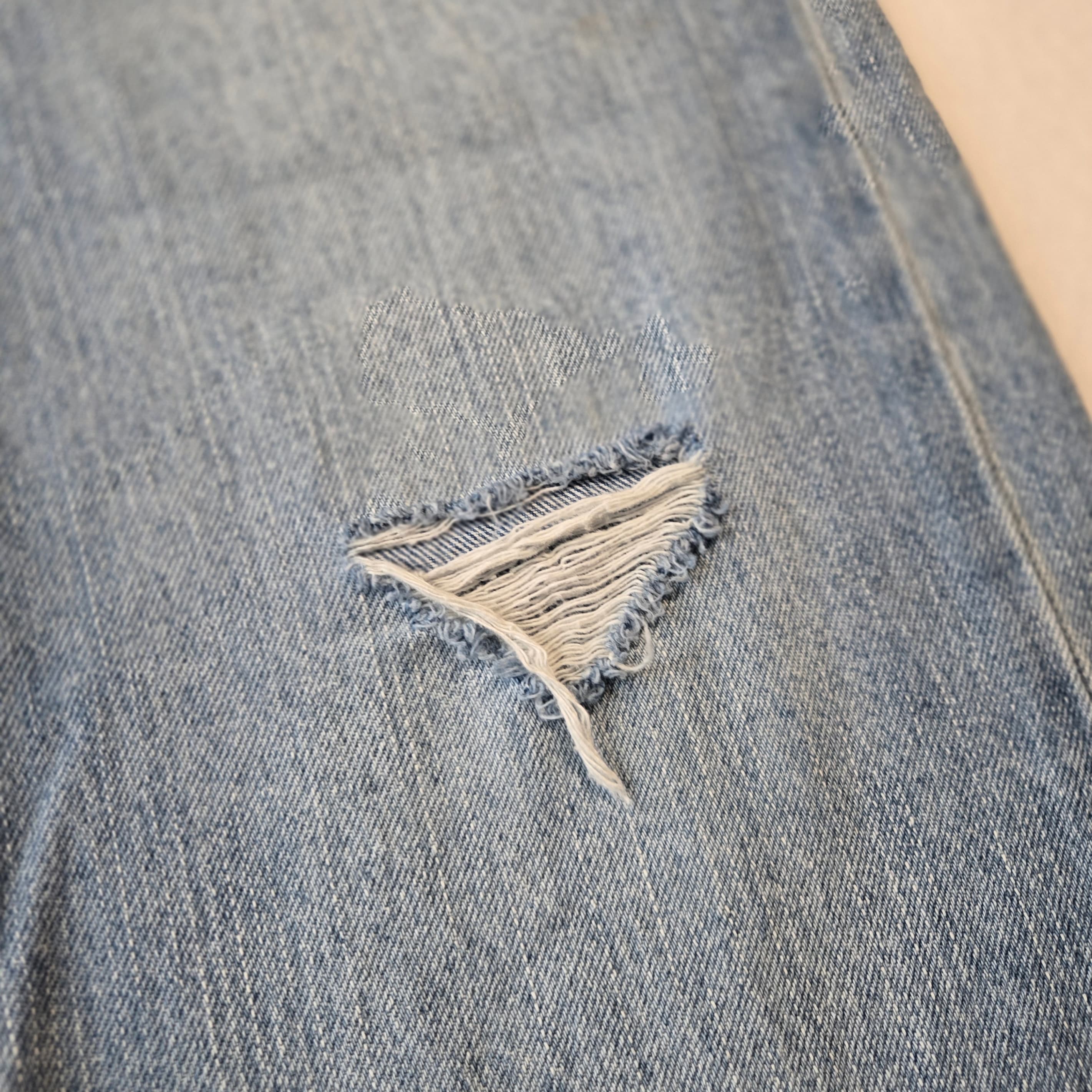 Old Navy Women's Distressed Denim Jeans Size 14 - Thumbnail 4
