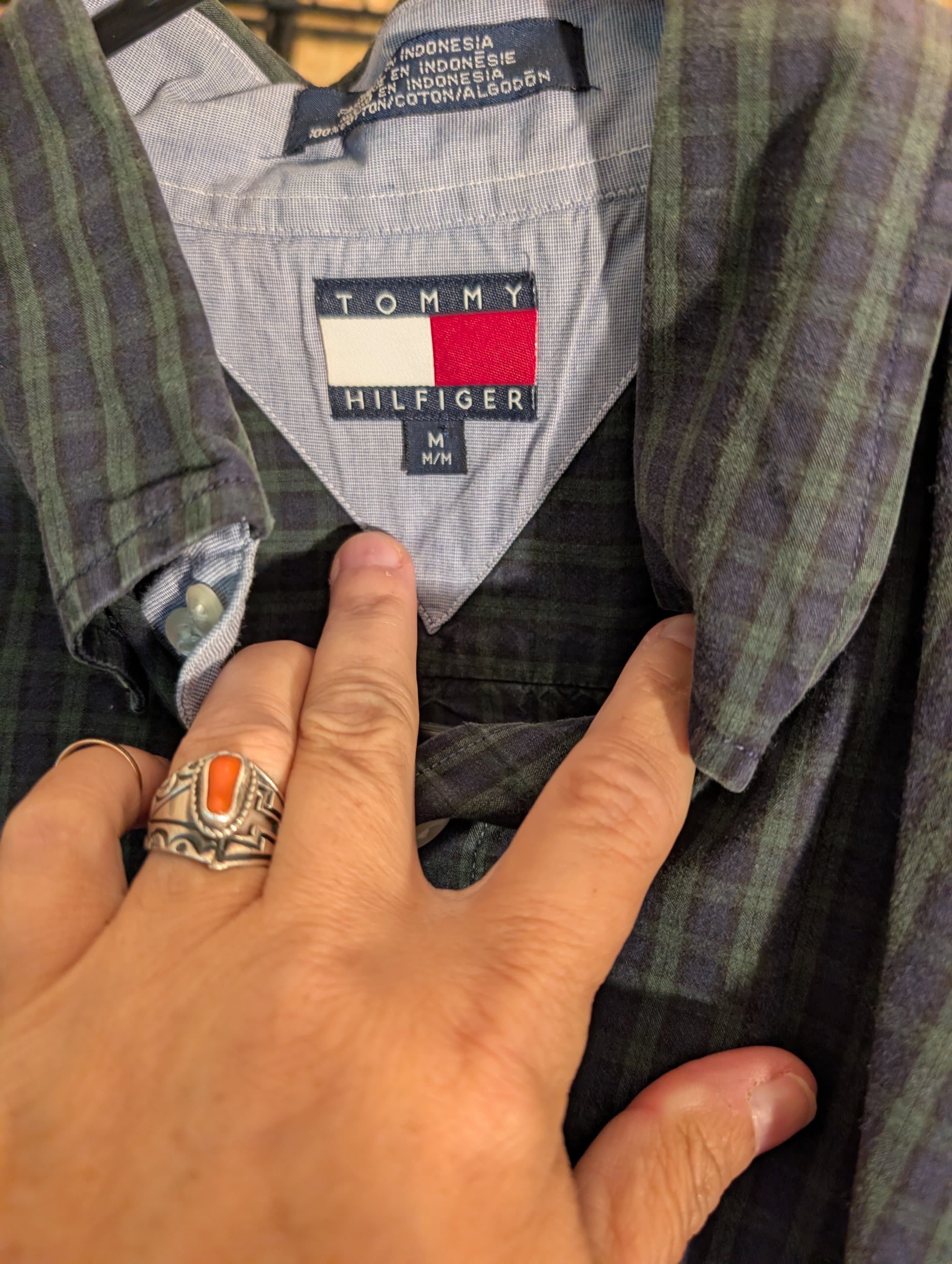 Tommy Hilfiger Men's Plaid Button-Up Shirt Medium - Thumbnail 3