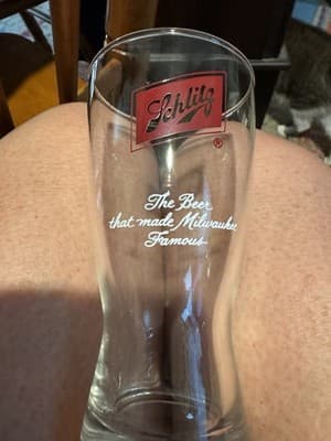NICE!!!! Vintage Set of 4 Schlitz Pilsner Beer Glasses 5.5 Tall Very Nice - Thumbnail 3
