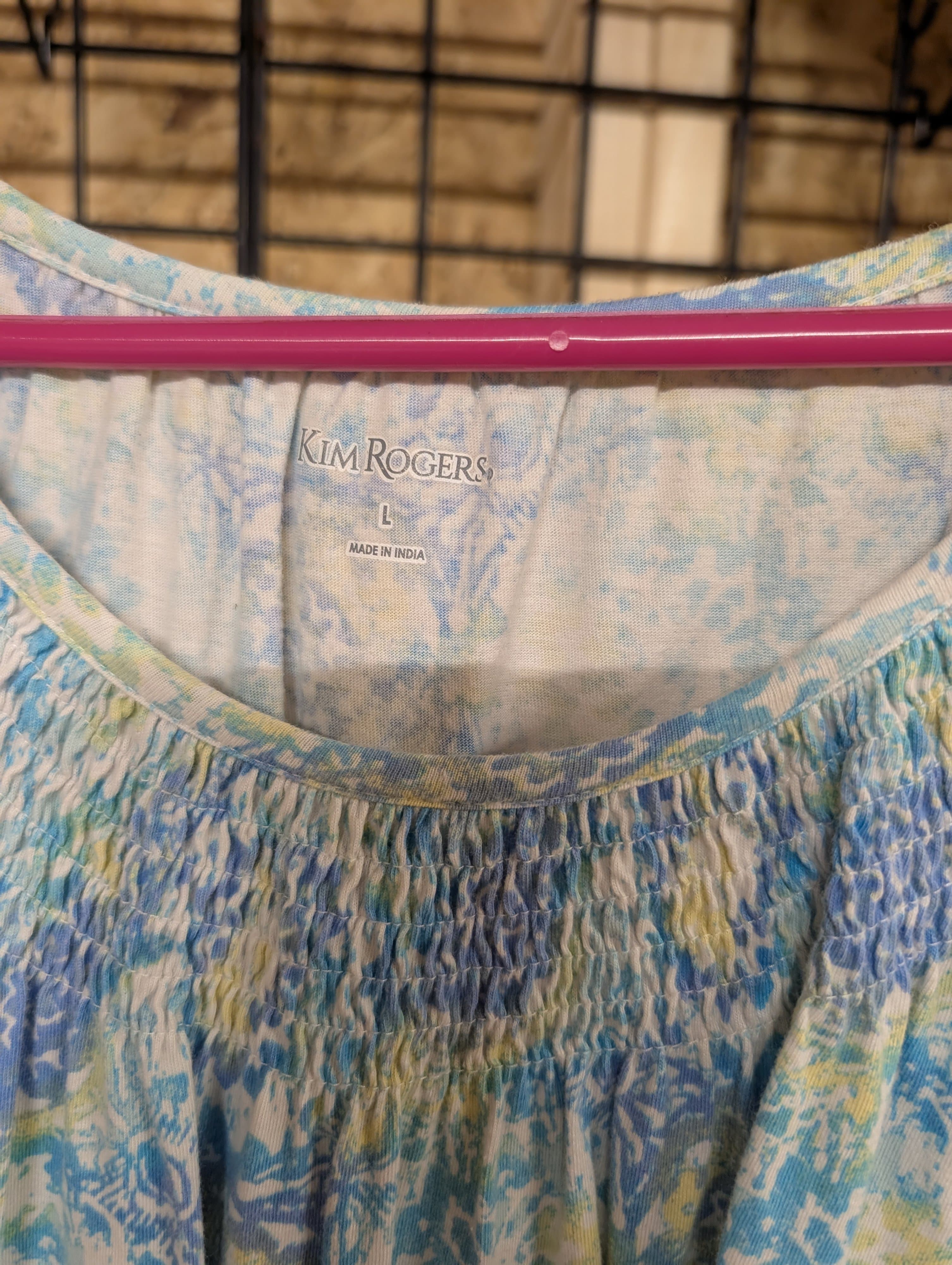 Kim Rogers Floral Smocked Top Size L - Thumbnail 2