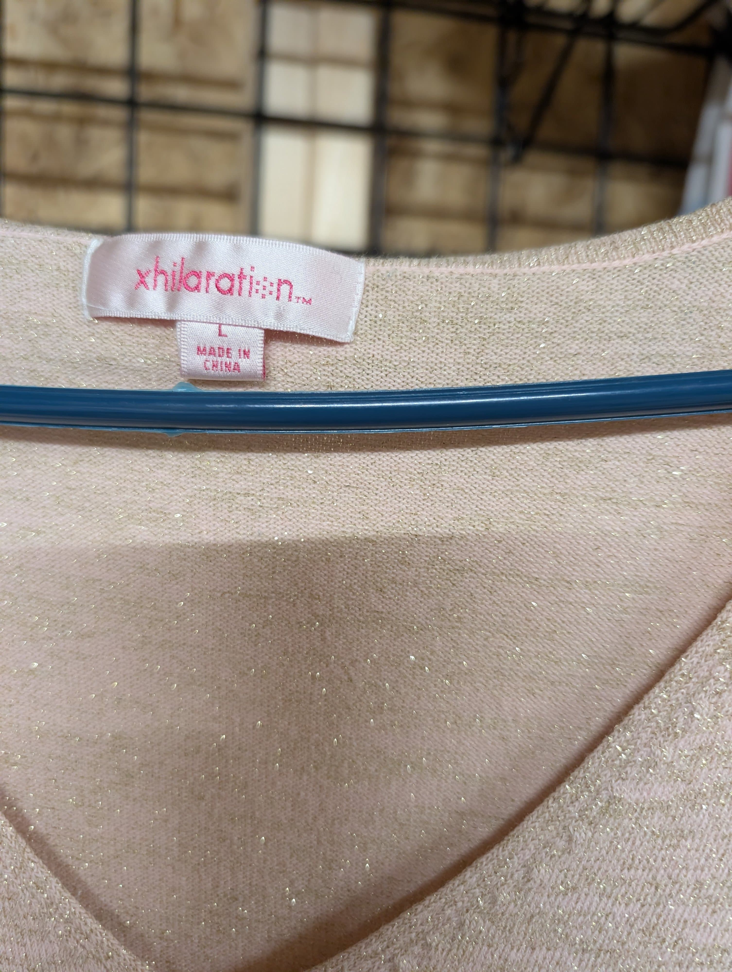 Xhilaration Beige V-Neck Sleeveless Top Size L - Thumbnail 2