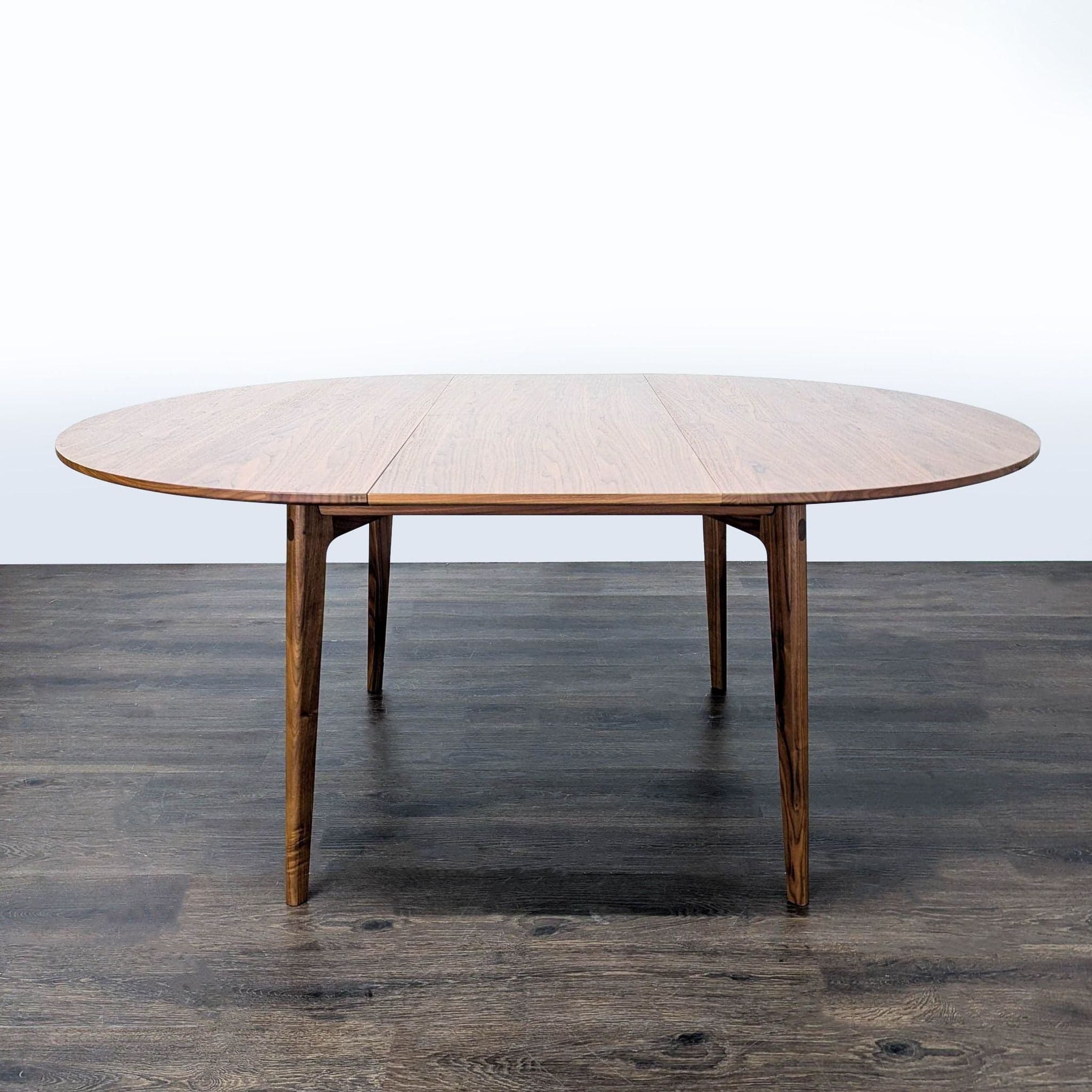 Case Furniture Dulwich Extension Dining Table - Thumbnail 2