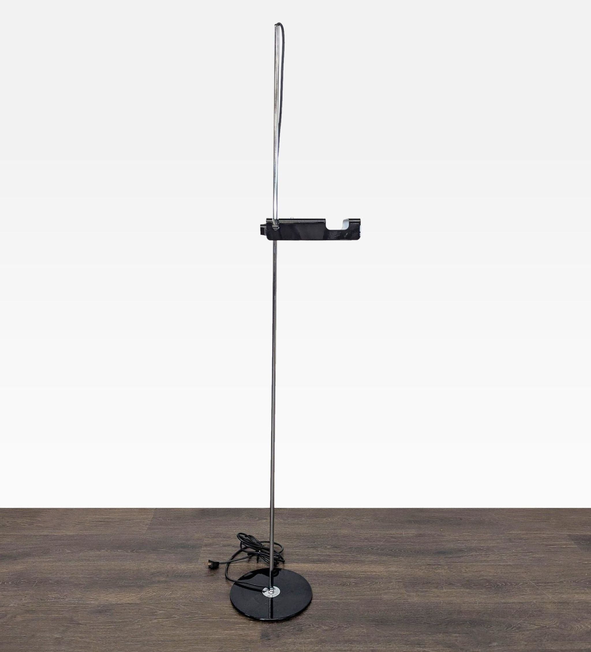 Joe Colombo for Oluce Vintage Chrome and Black Floor Lamp - Thumbnail 5