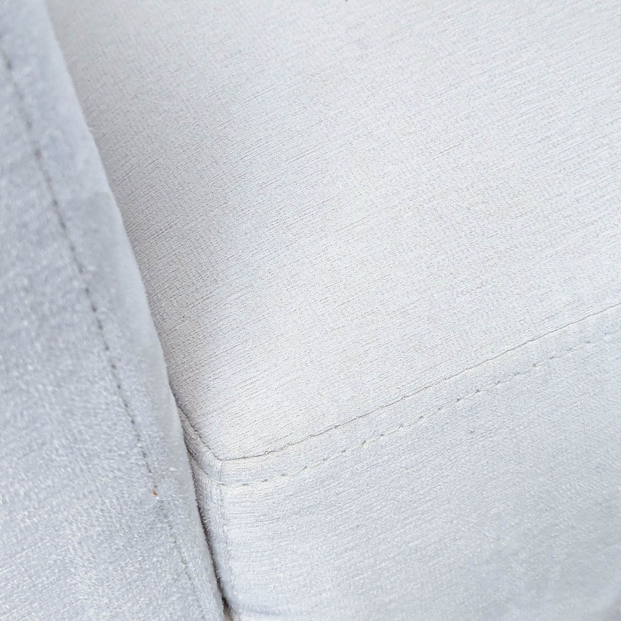Modern White Lounge Chair with Metal Legs - Thumbnail 7