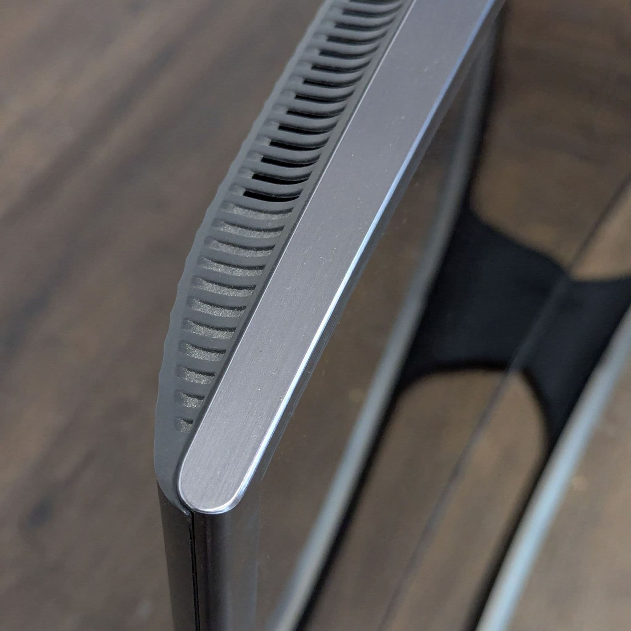 Samsung Curved LED TV – Sleek Design with Modern Stand - Thumbnail 14