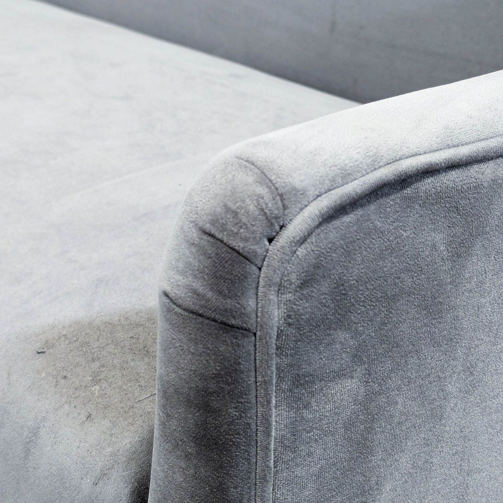 Modern Grey Loveseat/Banquette with Wooden Legs - Thumbnail 6