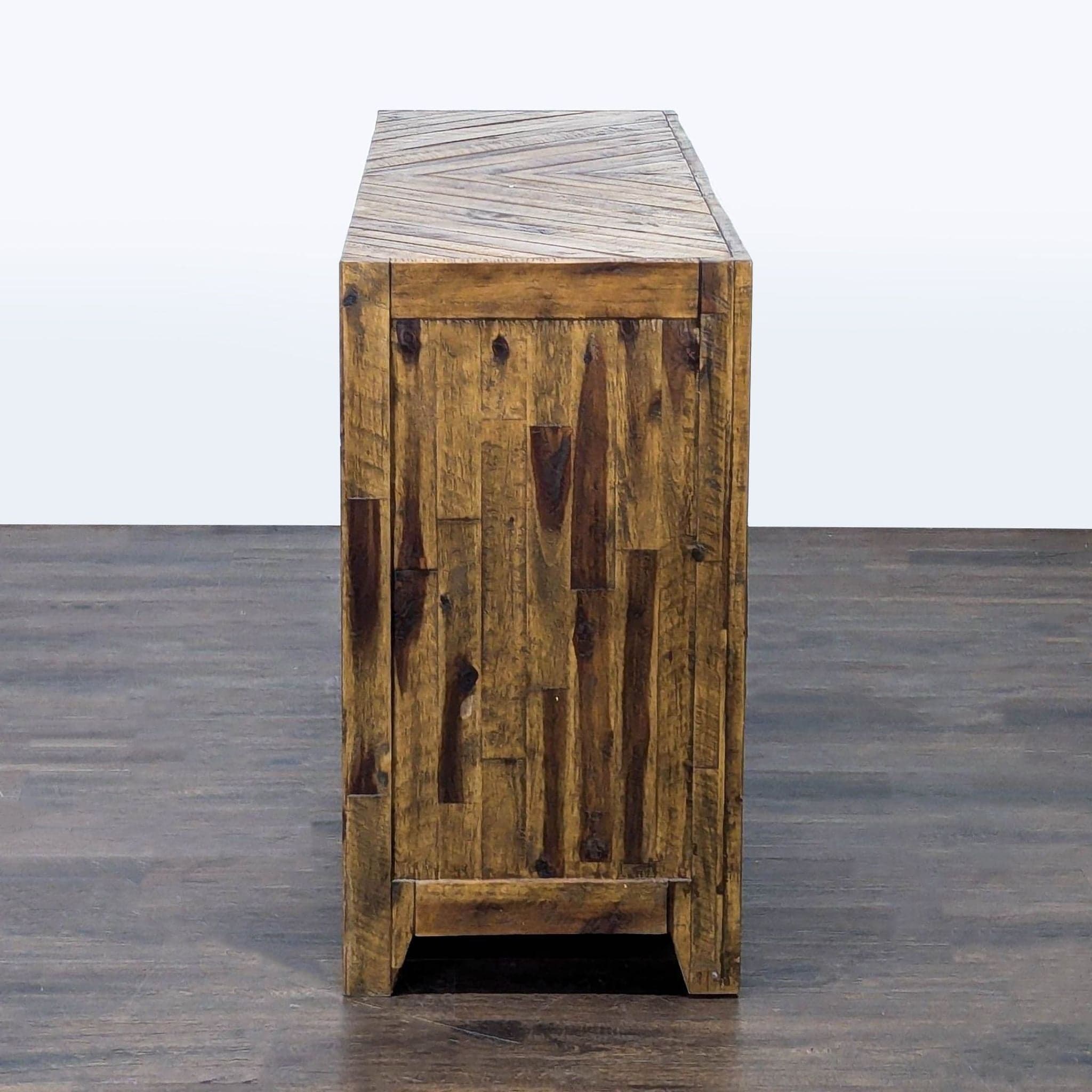 Magnussen River Ridge Rustic 6-Drawer Dresser with Metal Handles - Thumbnail 6