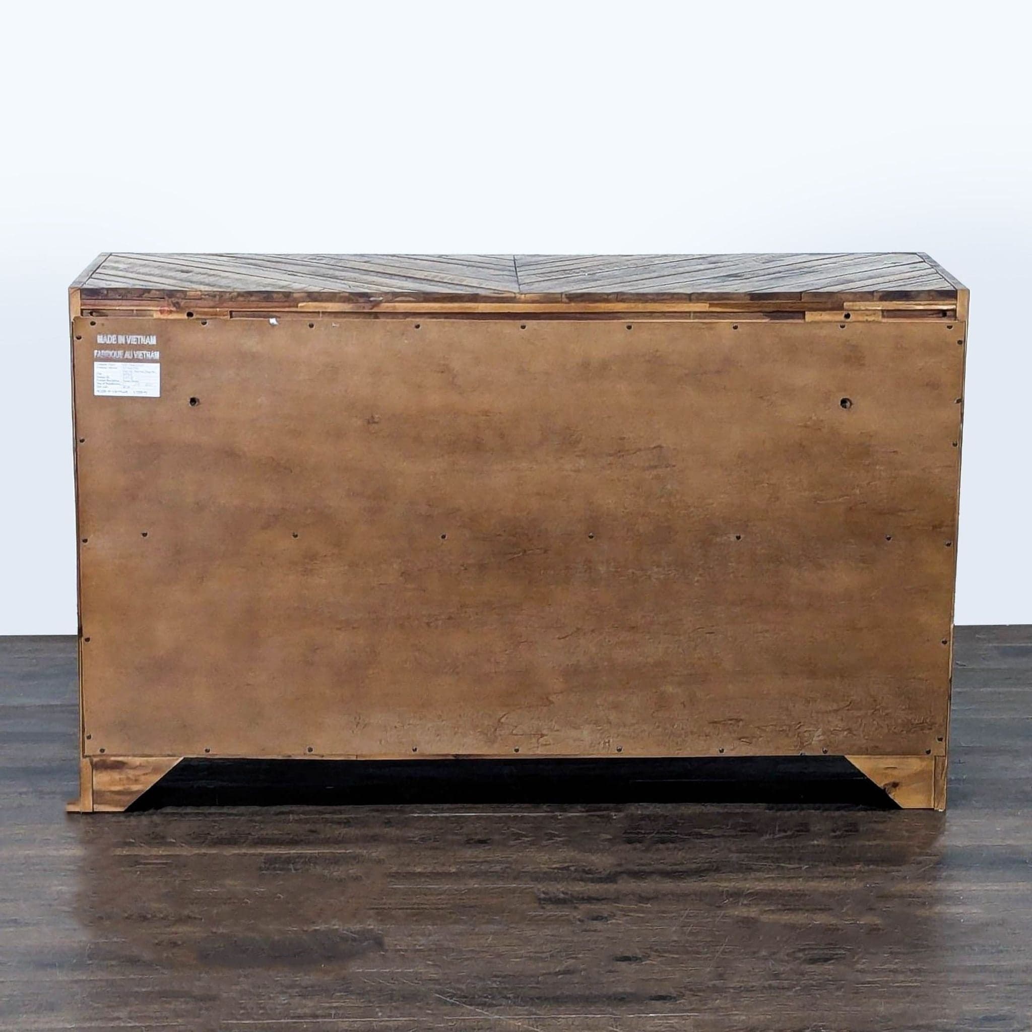 Magnussen River Ridge Rustic 6-Drawer Dresser with Metal Handles - Thumbnail 5