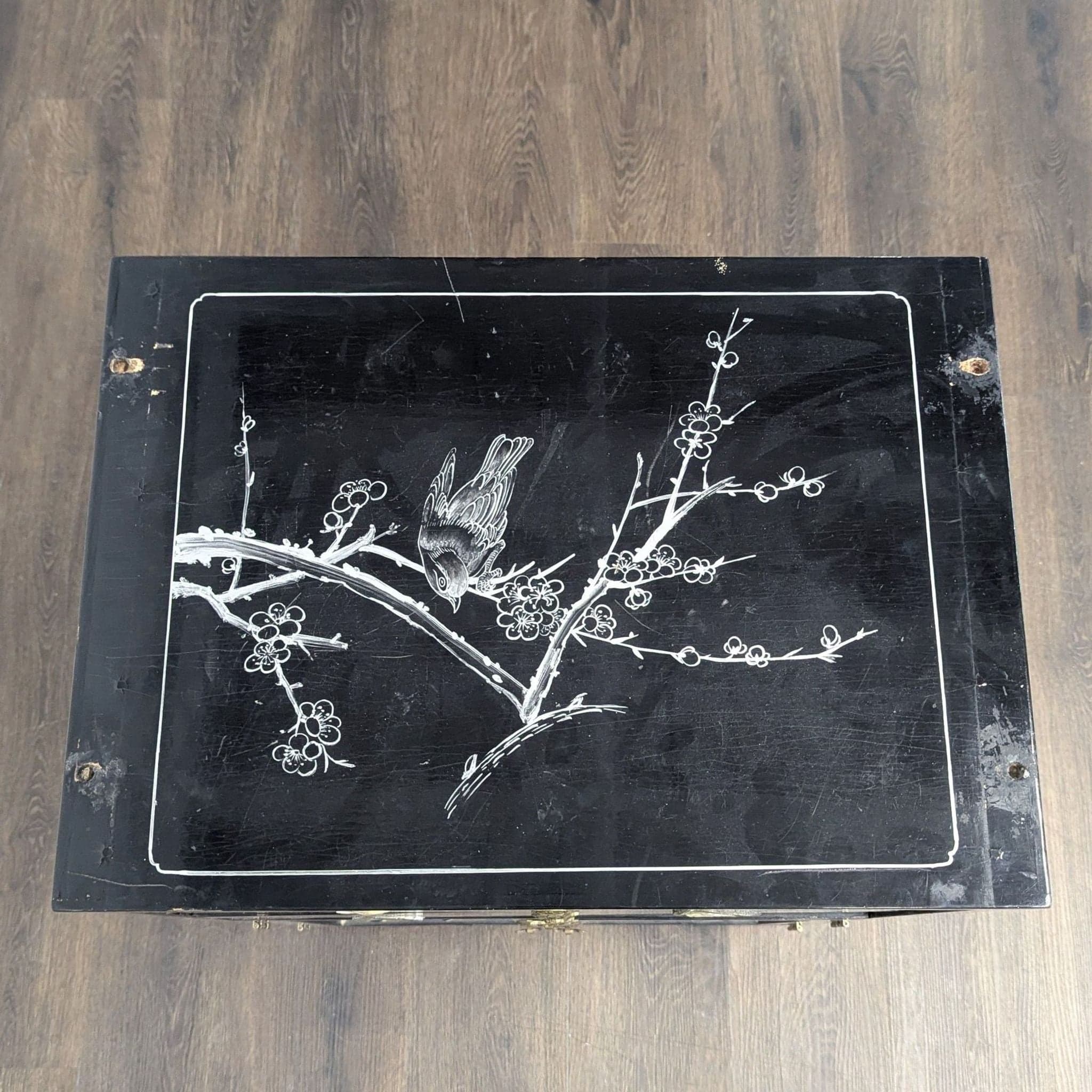 Vintage Lacquered Chinese Cabinet - Thumbnail 9