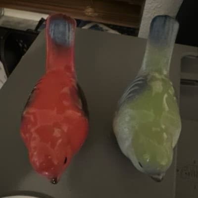 Ceramic Red and Green Bird Figurines Pair Decorative Birds Glossy Finish Pottery - Thumbnail 4