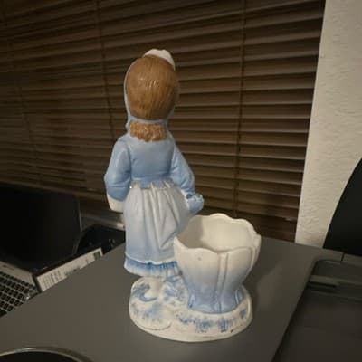 Porcelain Woman Figurine Blue White Hand Painted Decorative Collectible - Thumbnail 3