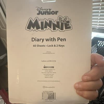 Disney Junior Minnie Mouse Diary w/ Pen, 60 Sheets, Lock & 2 Keys - Thumbnail 2