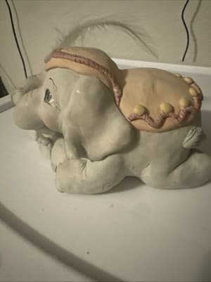 Dreamsicle Elephants Trunkful of Love Figurine by Kristin 1997 - Thumbnail 3
