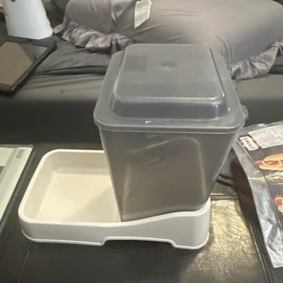 Automatic Dog Feeder BPA-Free Plastic Gray White 6 lbs Food Dispenser - Thumbnail 3