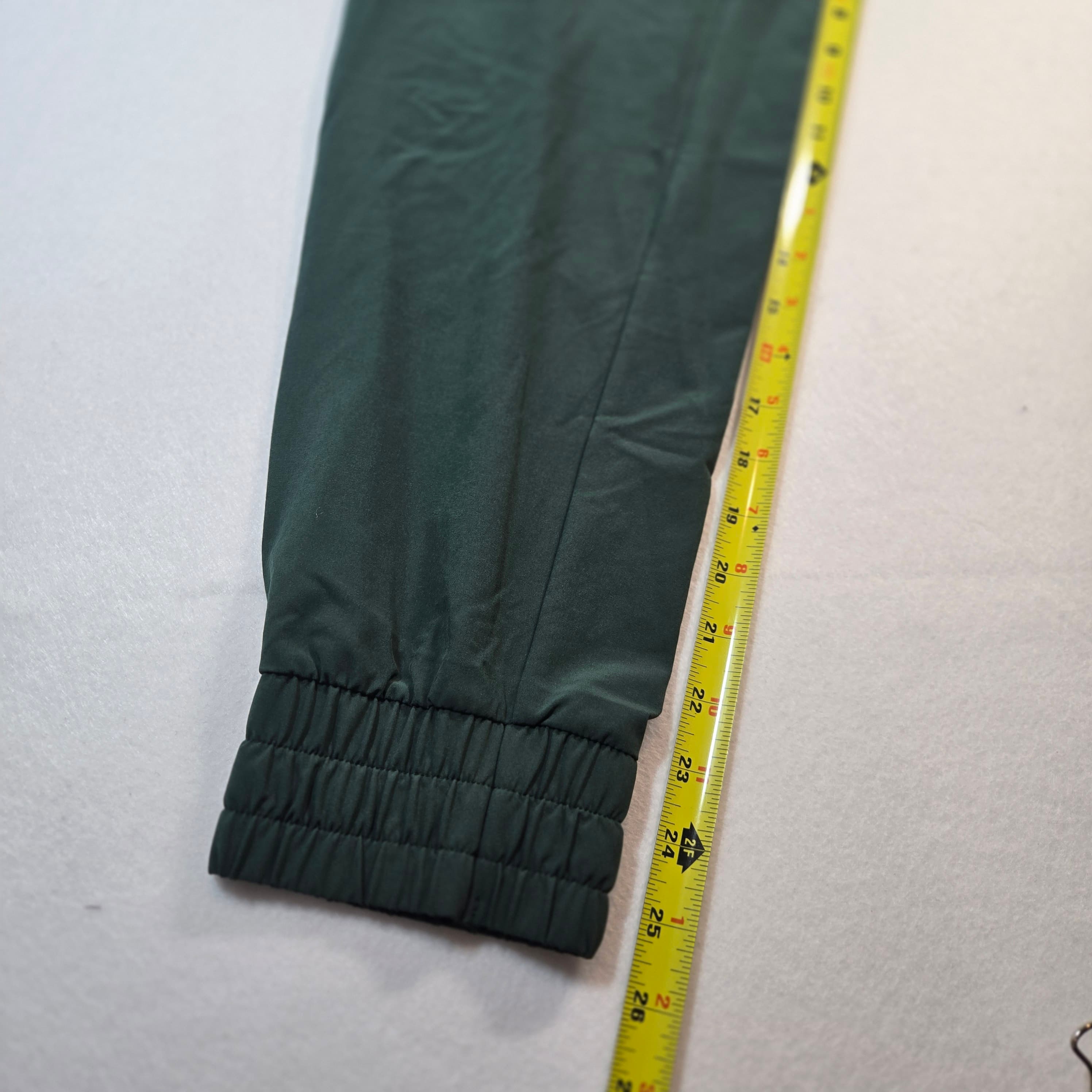 All In Motion Cargo Jogger Pants with Elastic Waistband Size S NWT - Thumbnail 4